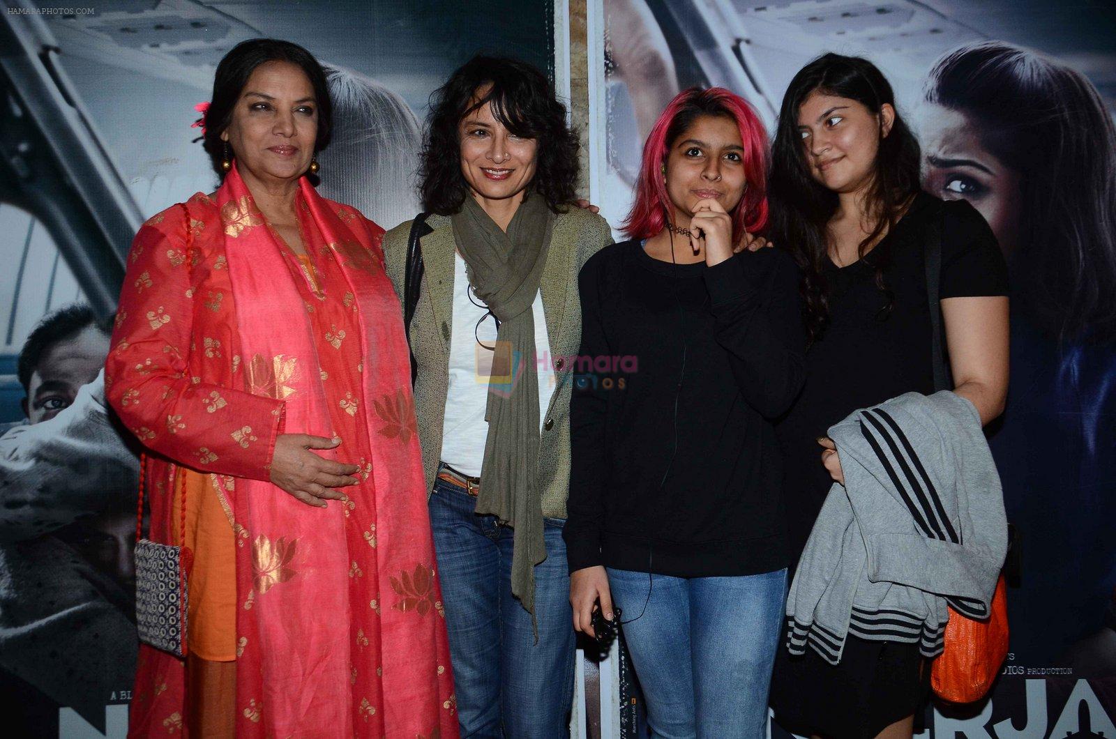 Shabana Azmi at Neerja screening in Lightbox on 11th Feb 2016