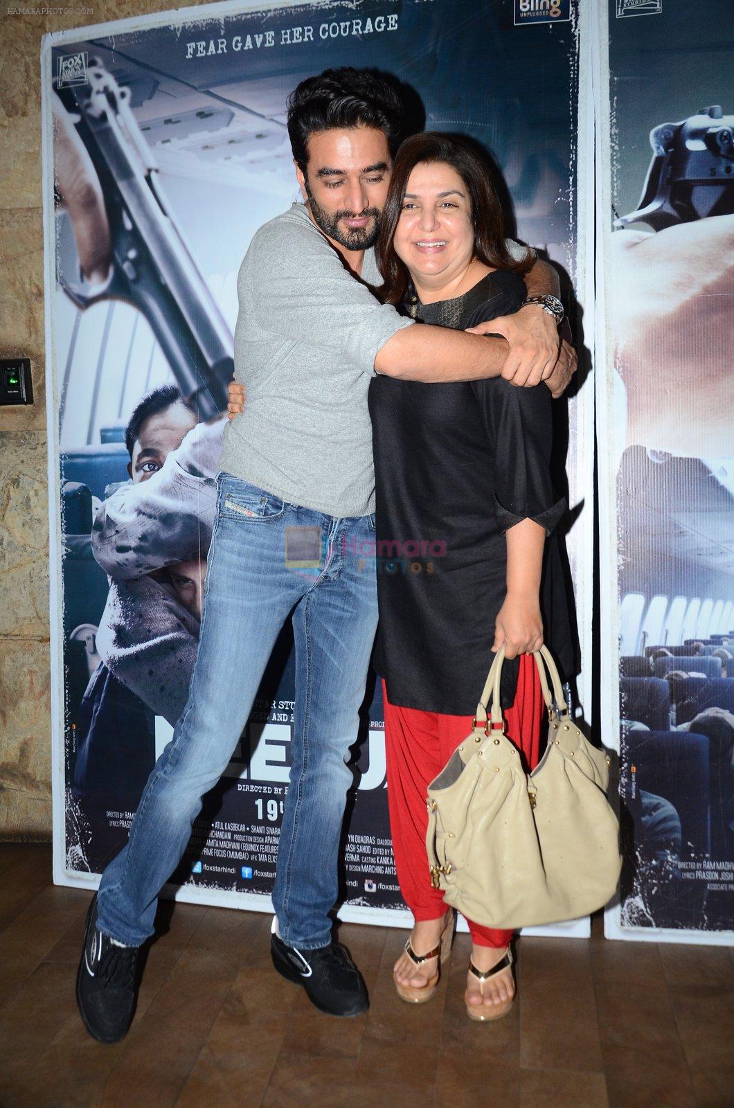 Farah Khan, Shekhar Ravjiani at Neerja Screening in Mumbai on 12th Feb 2016