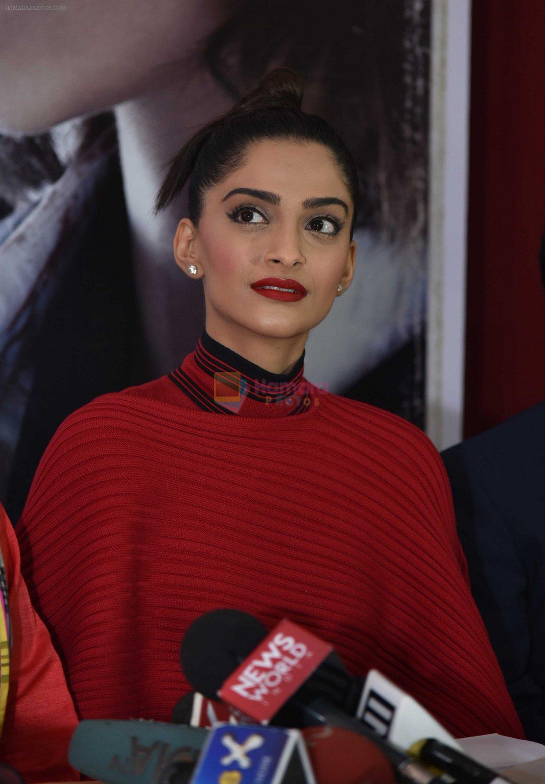 Sonam Kapoor promotes Neerja in Delhi on 15th Feb 2016