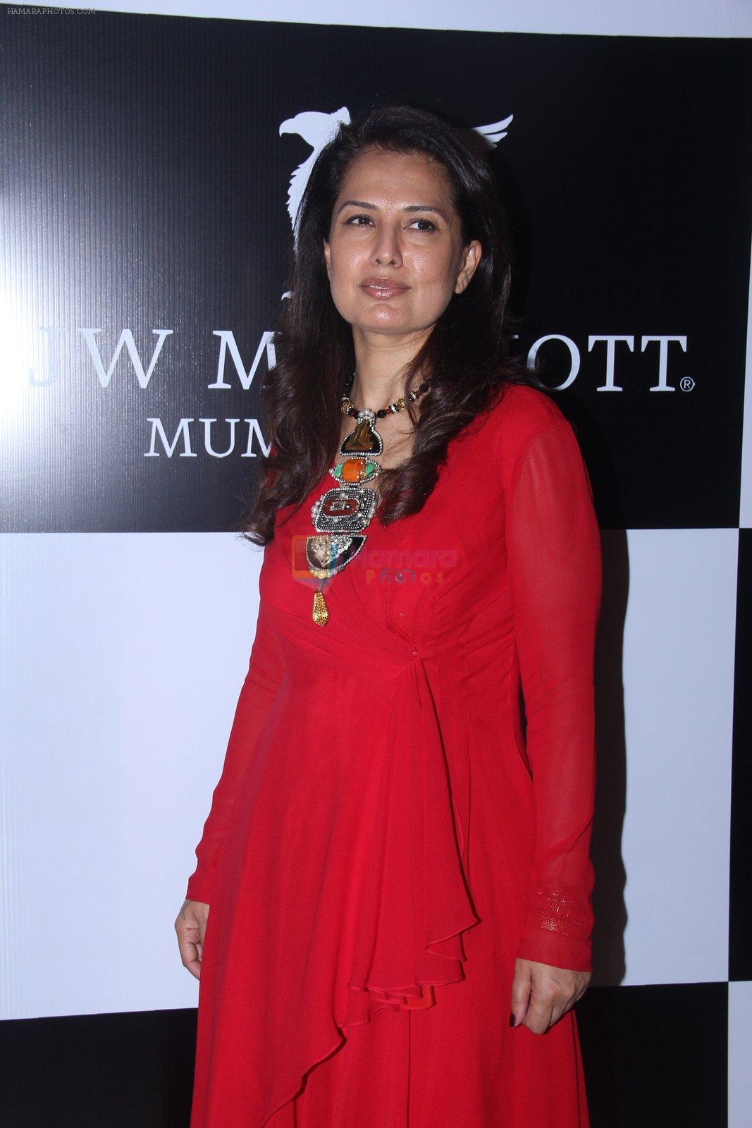 Ritu Beri's Luxury League bash in Mumbai on 15th Feb 2016