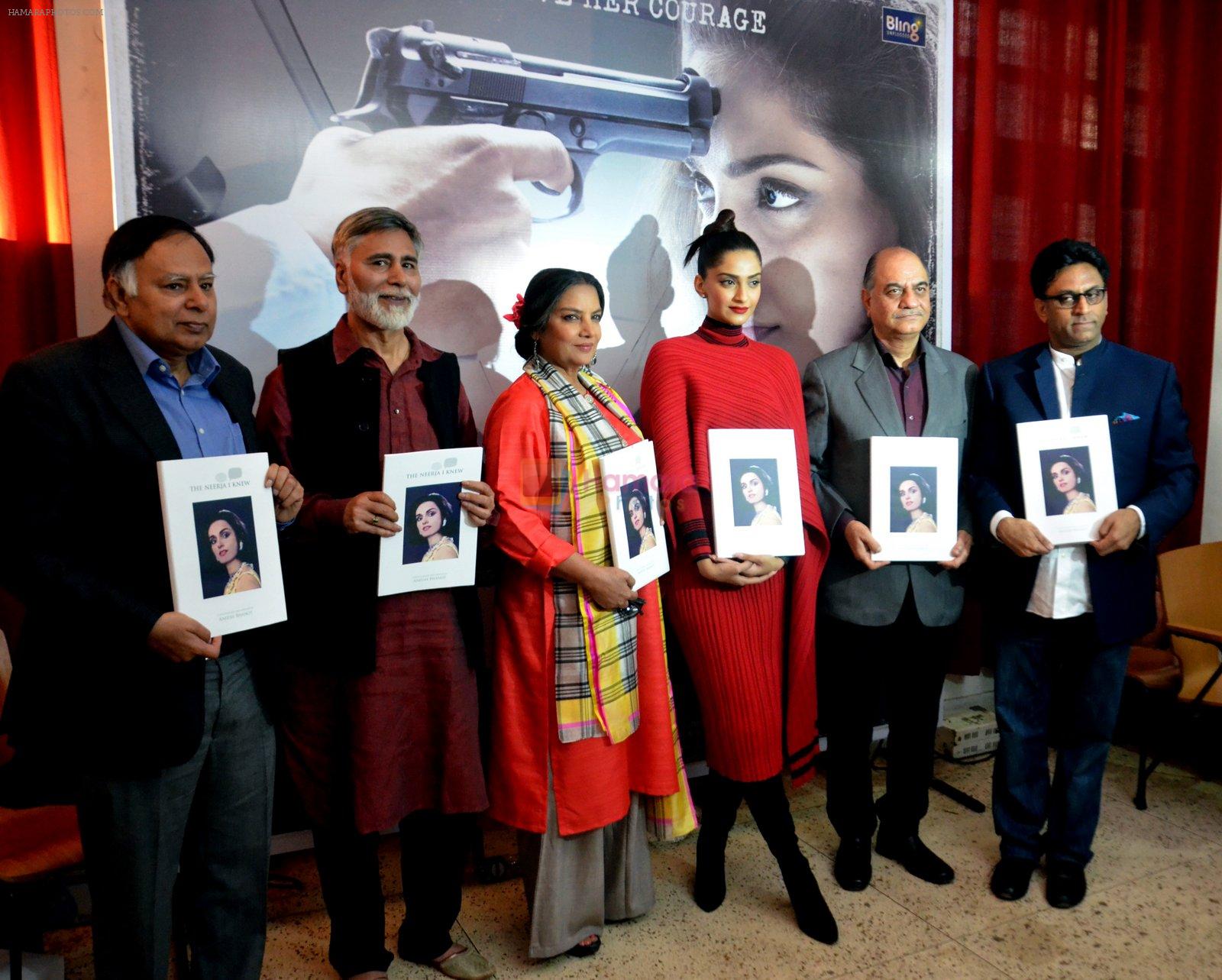 Sonam Kapoor, Shabana Azmi promotes Neerja in Delhi on 15th Feb 2016