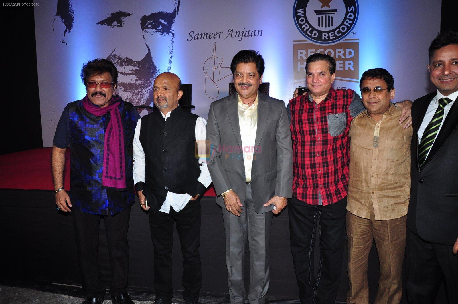 Shravan Rathod, Udit Narayan, Lalit Pandit at Sameer in Guinness book of records bash with music fraternity on 15th Feb 2016