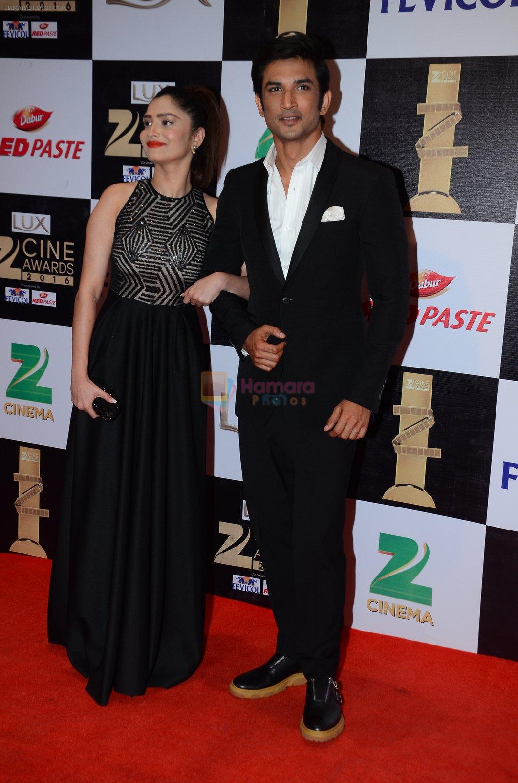 Sushant Singh Rajput, Ankita Lokhande at zee cine awards 2016 on 20th Feb 2016