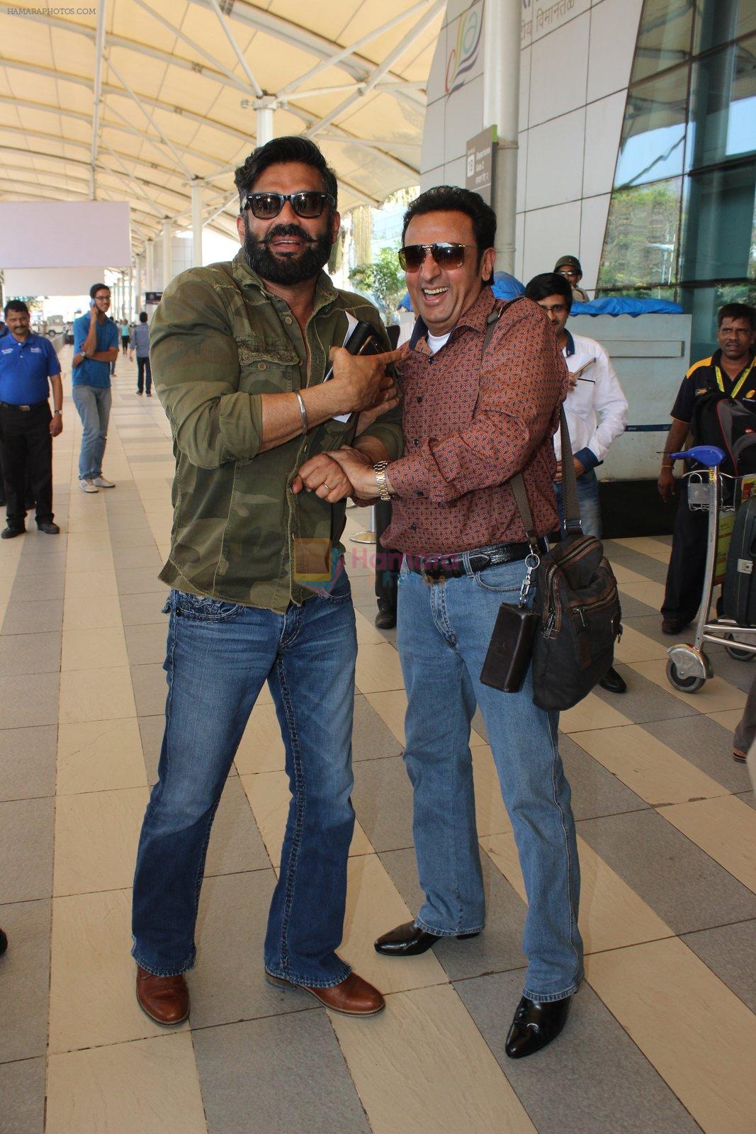 Sunil Shetty, Gulshan Grover snapped at Airport on 20th Feb 2016