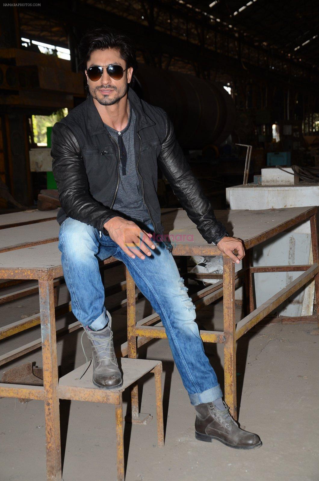 Vidyut Jamwal at Commondo 2 location in Mumbai on 22nd Feb 2016