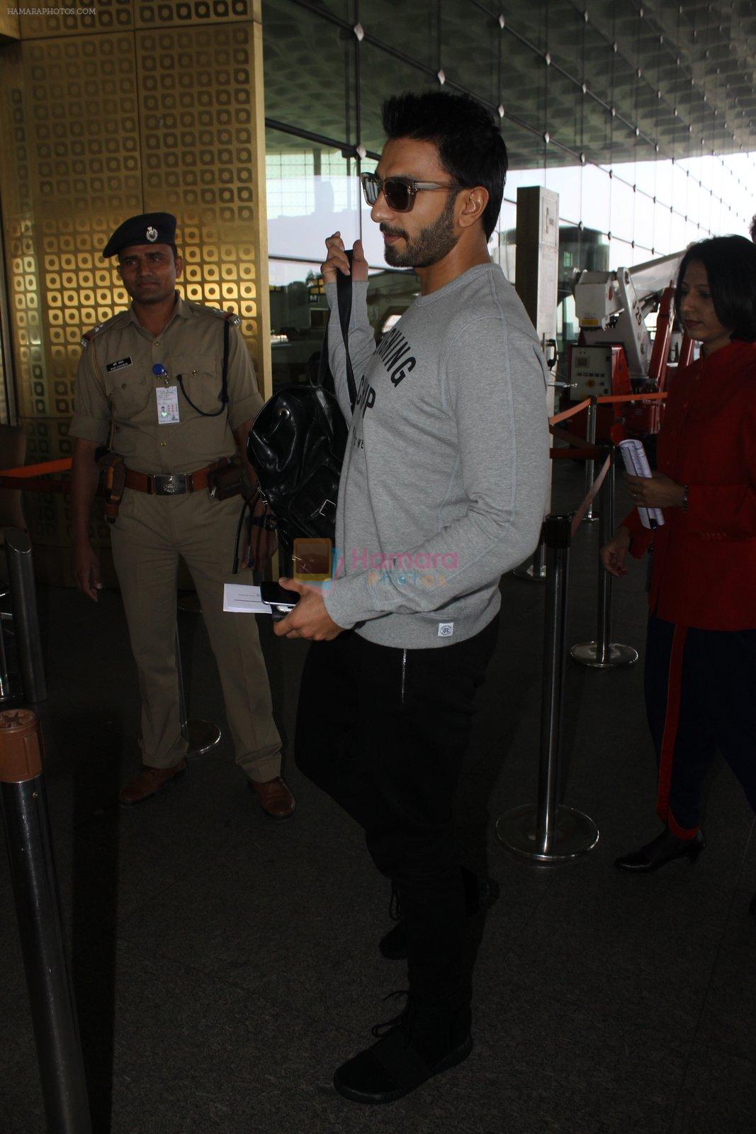 Ranveer Singh snapped at airport on 23rd Feb 2016