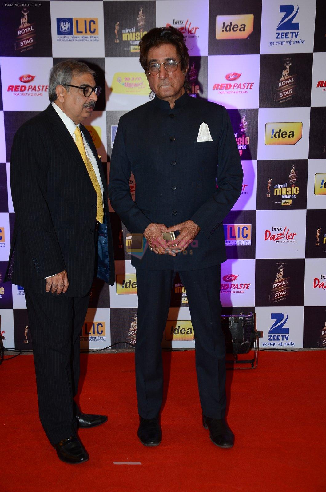 Shakti Kapoor at radio mirchi awards red carpet in Mumbai on 29th Feb 2016