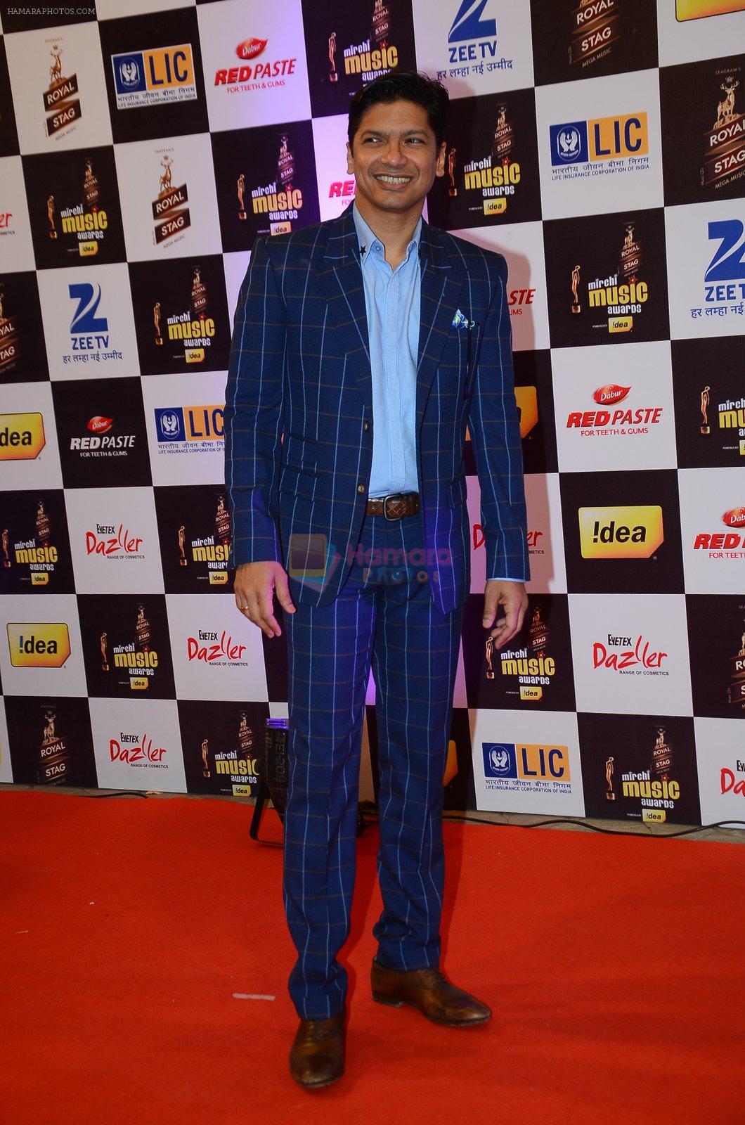 Shaan at radio mirchi awards red carpet in Mumbai on 29th Feb 2016
