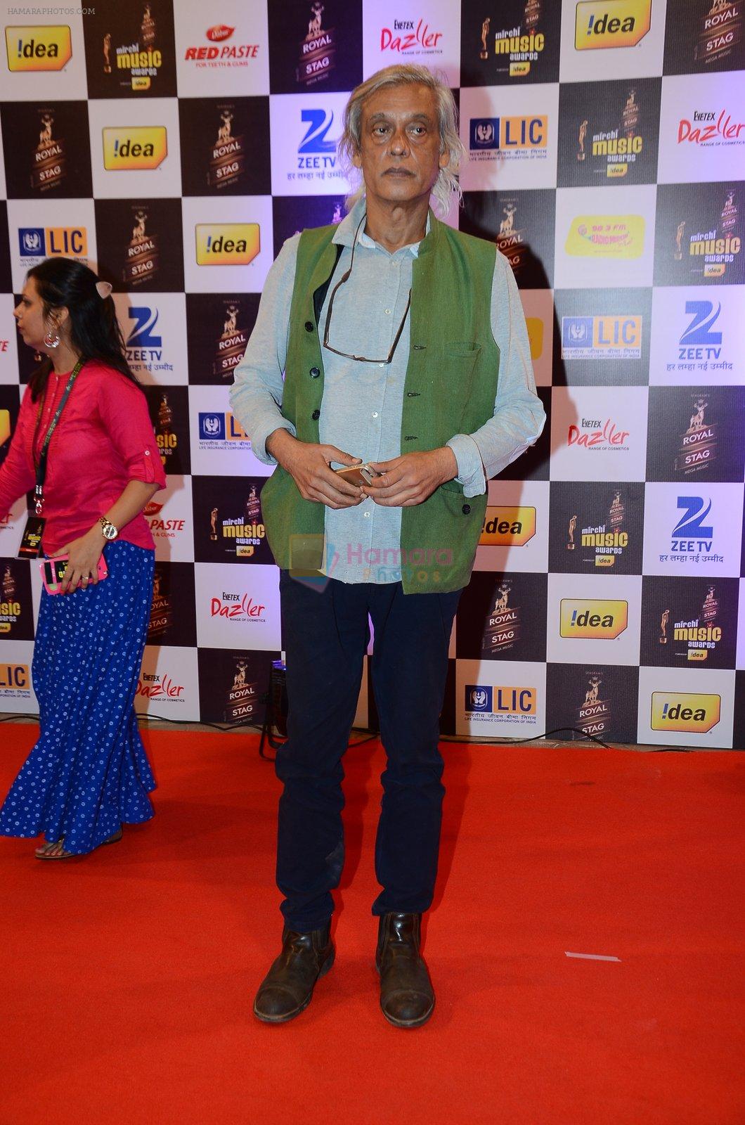 Sudhir Mishra at radio mirchi awards red carpet in Mumbai on 29th Feb 2016