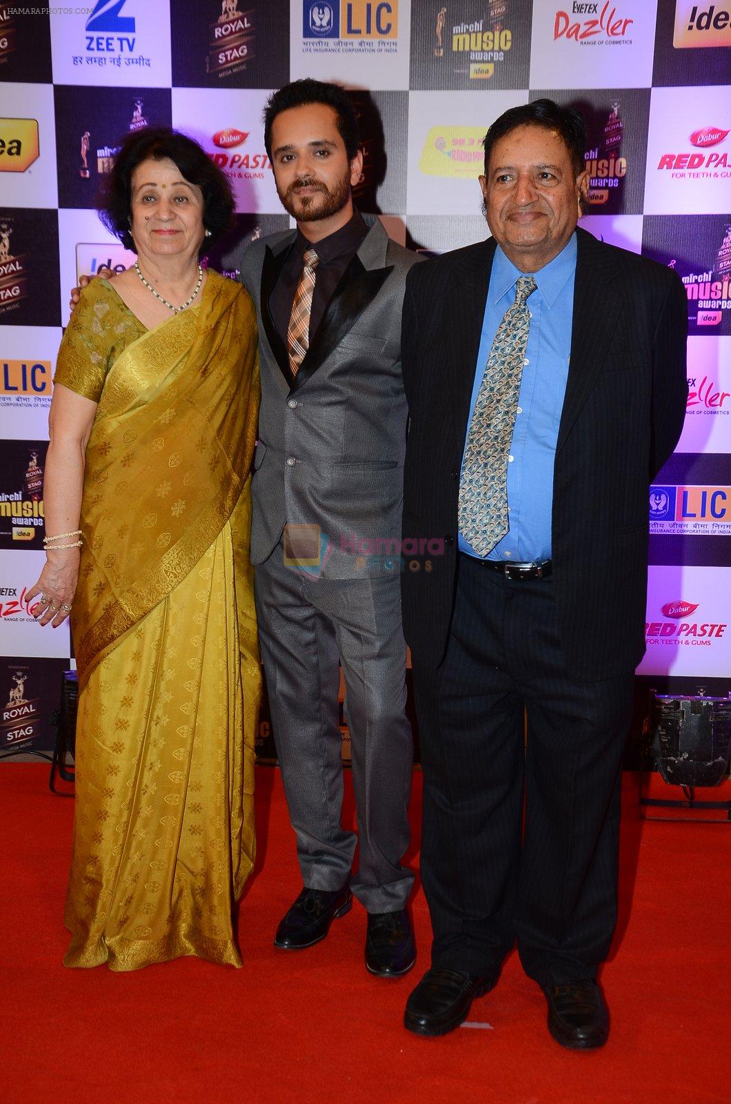 Raghav Sachar at radio mirchi awards red carpet in Mumbai on 29th Feb 2016