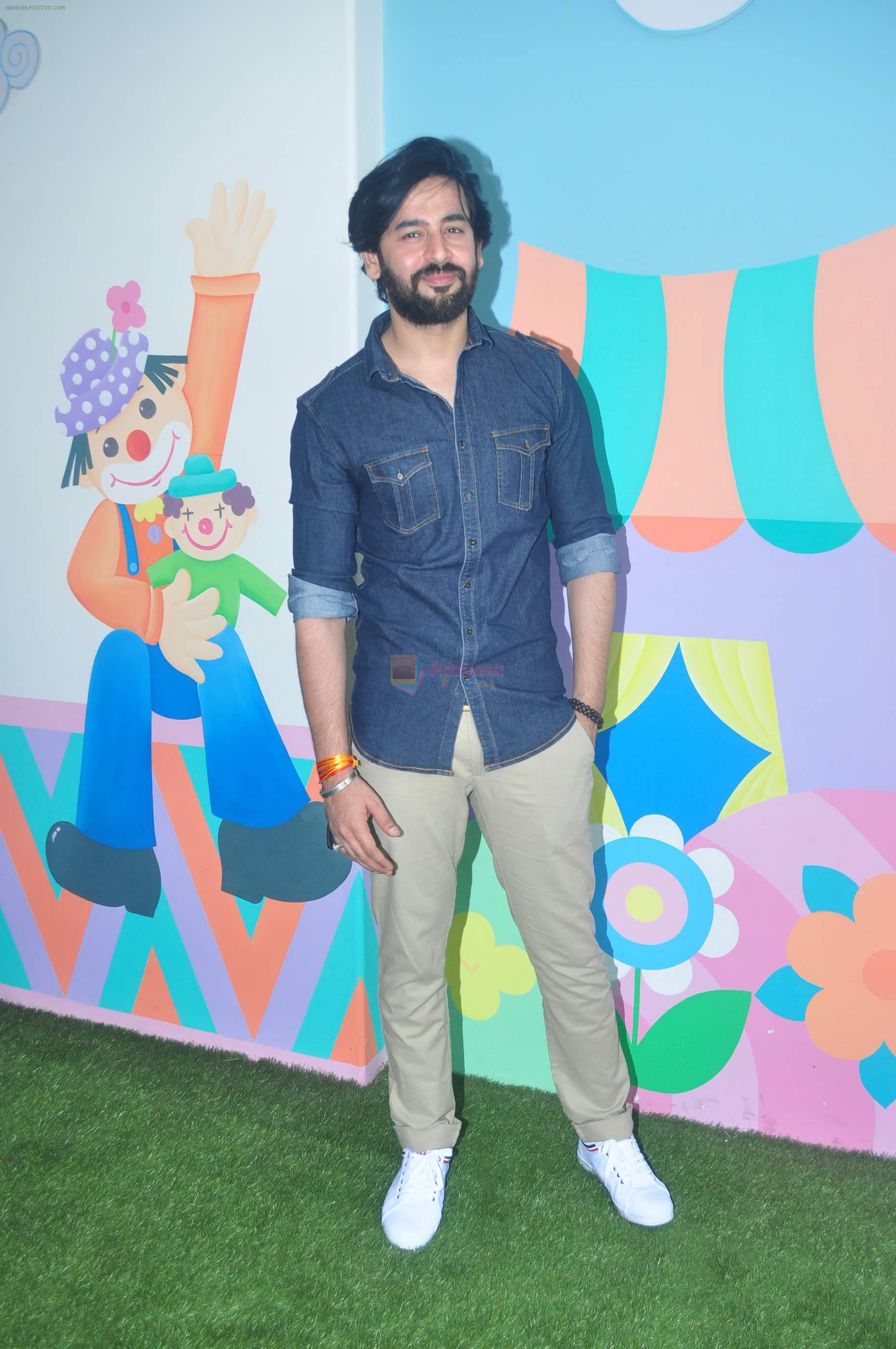 Shashank Vyas at a charity event on 3rd March 2016