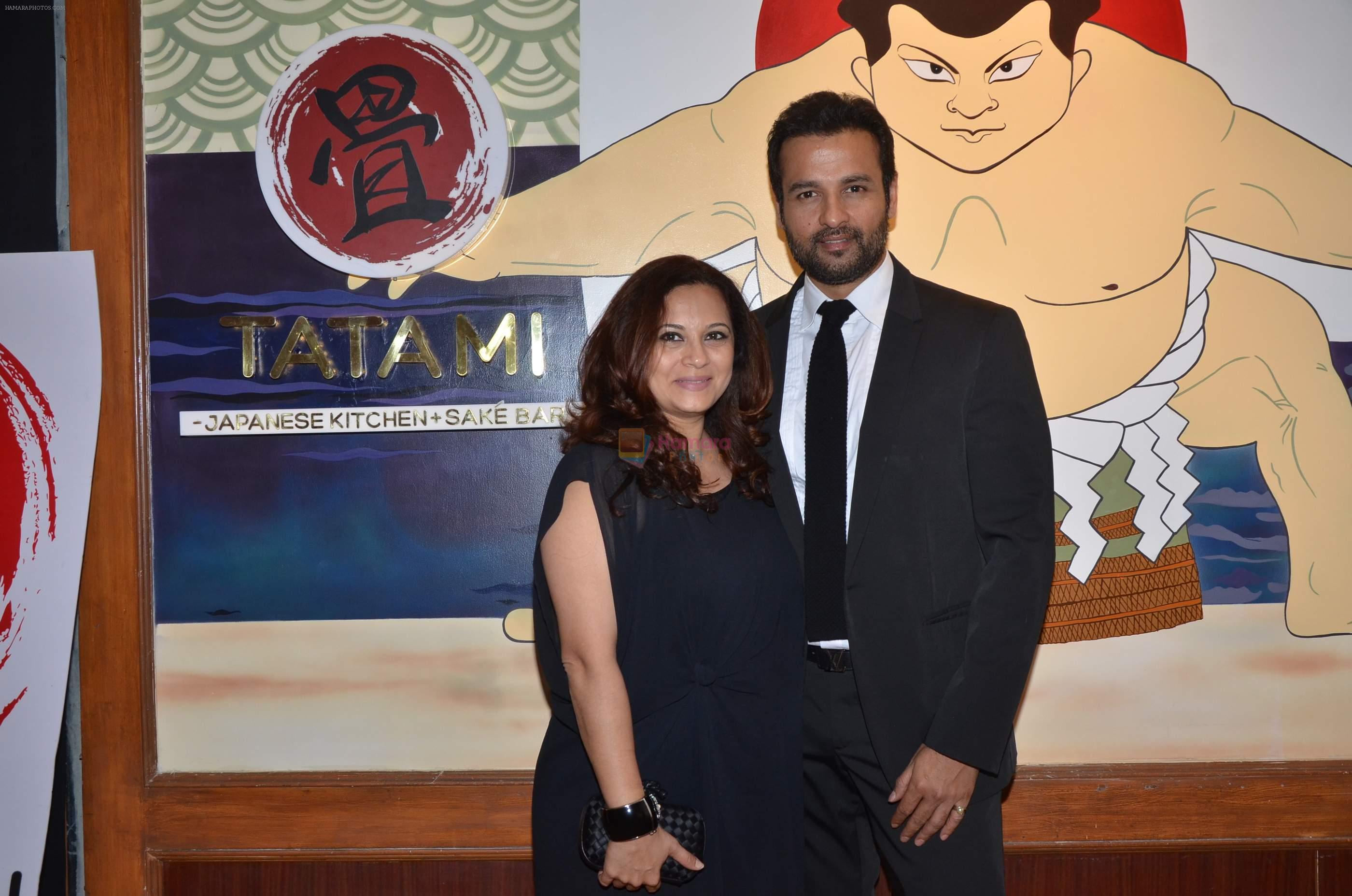 manasi and rohit roy at Tatami restaurant launch hosted by Neha Premji and Shivam Hingorani on 3rd March 2016