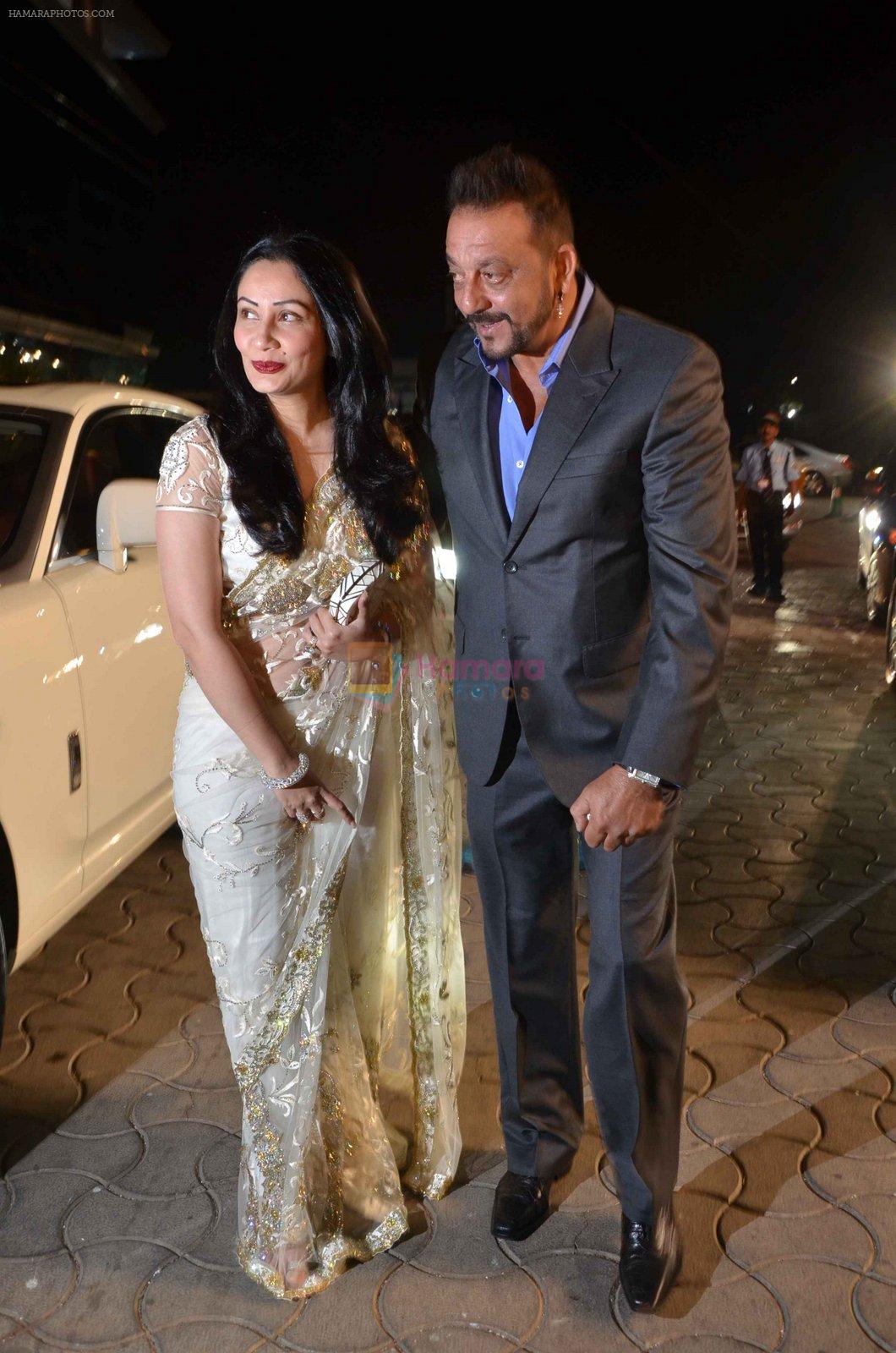Sanjay Dutt, Manyata Dutt at Kresha Bajaj's wedding reception on 4th March 2016