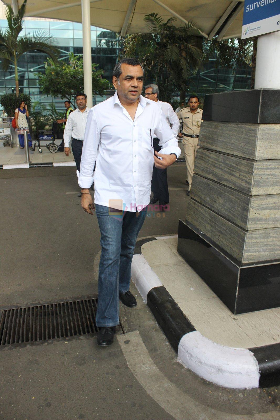Paresh Rawal snapped at airport on 4th March 2016