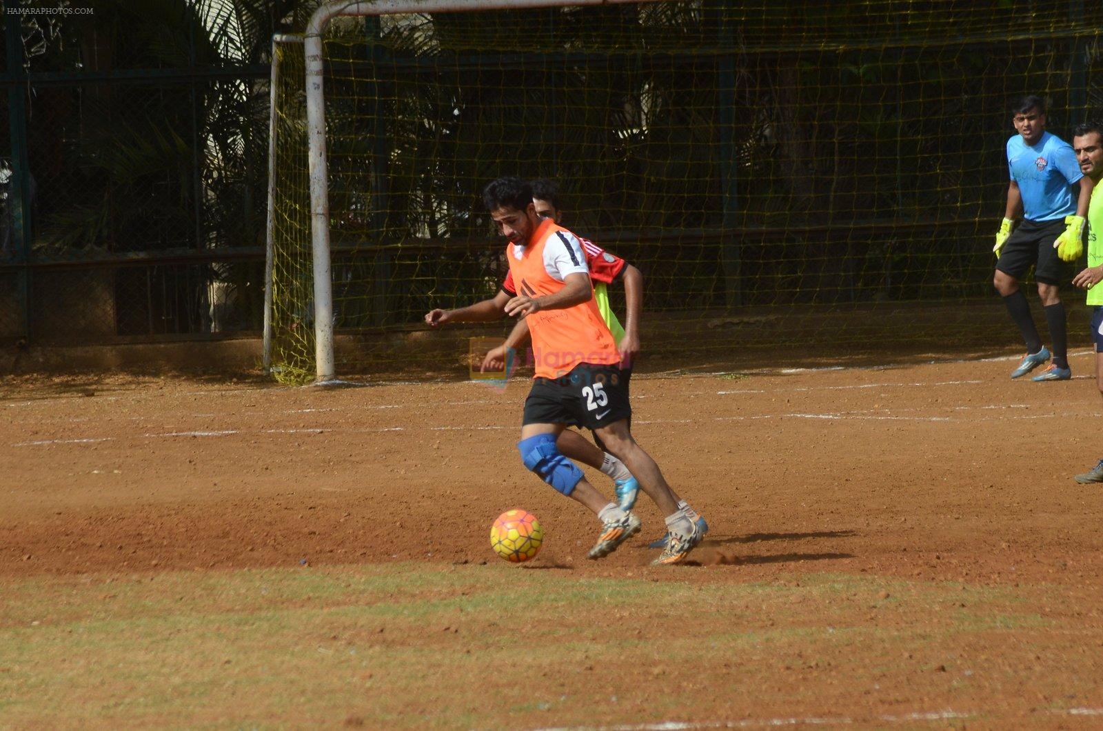 Armaan Jain at soccer match on 6th March 2016
