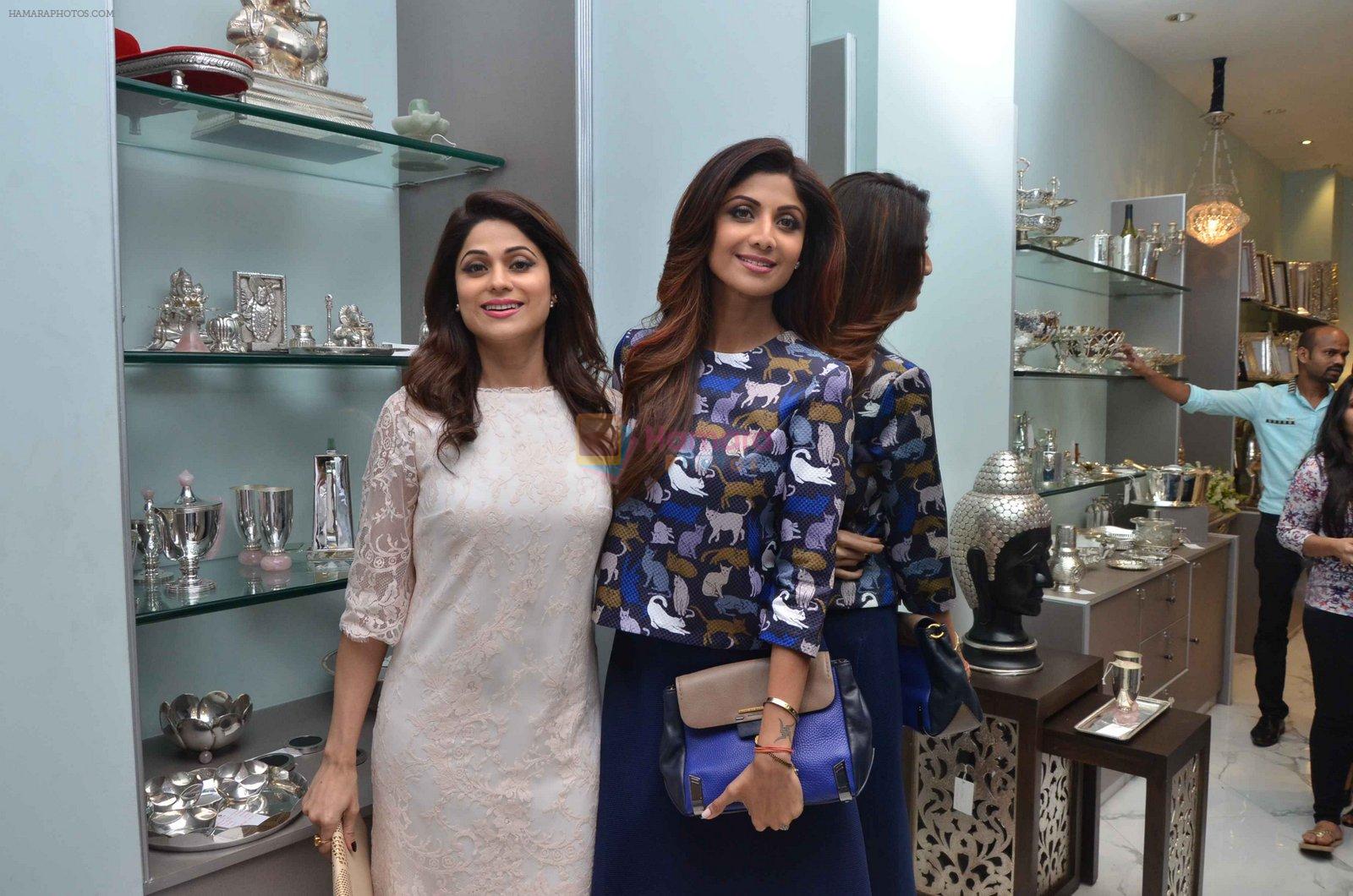 Shilpa Shetty, Shamita Shetty at Akanksha Aggarwal's store launch on 16th March 2016