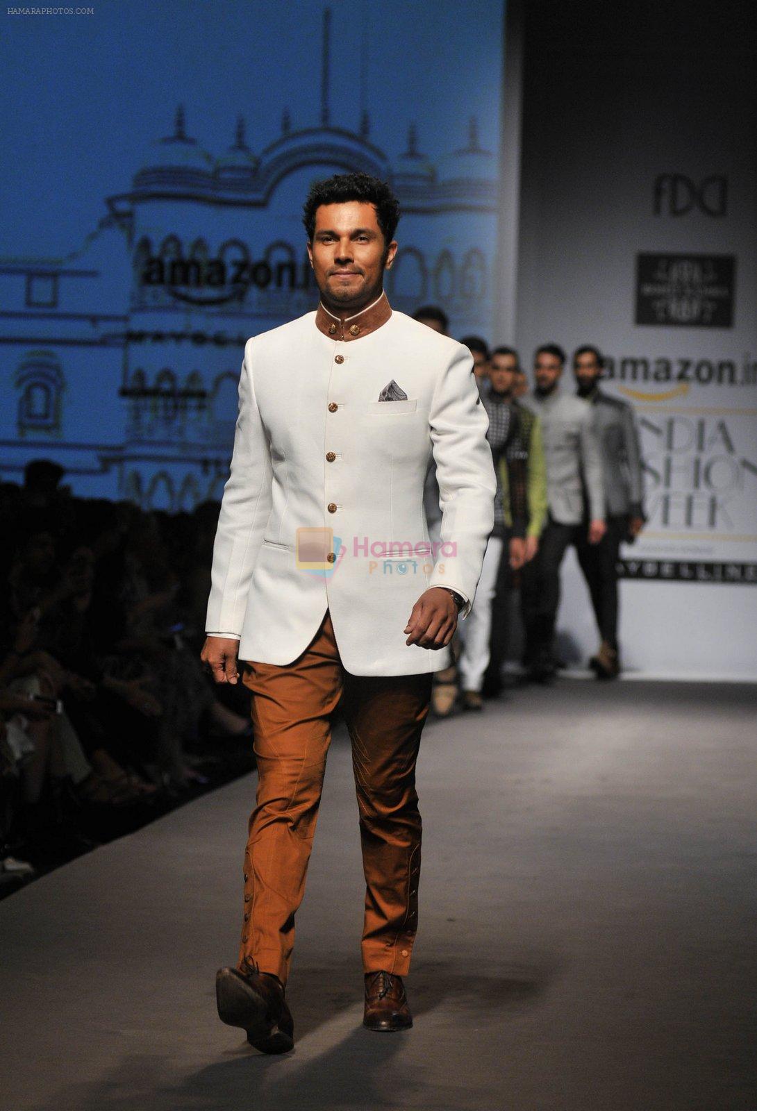 Randeep Hooda in Rohit Karma Show on day 3 of Amazon India fashion week on 18th March 2016