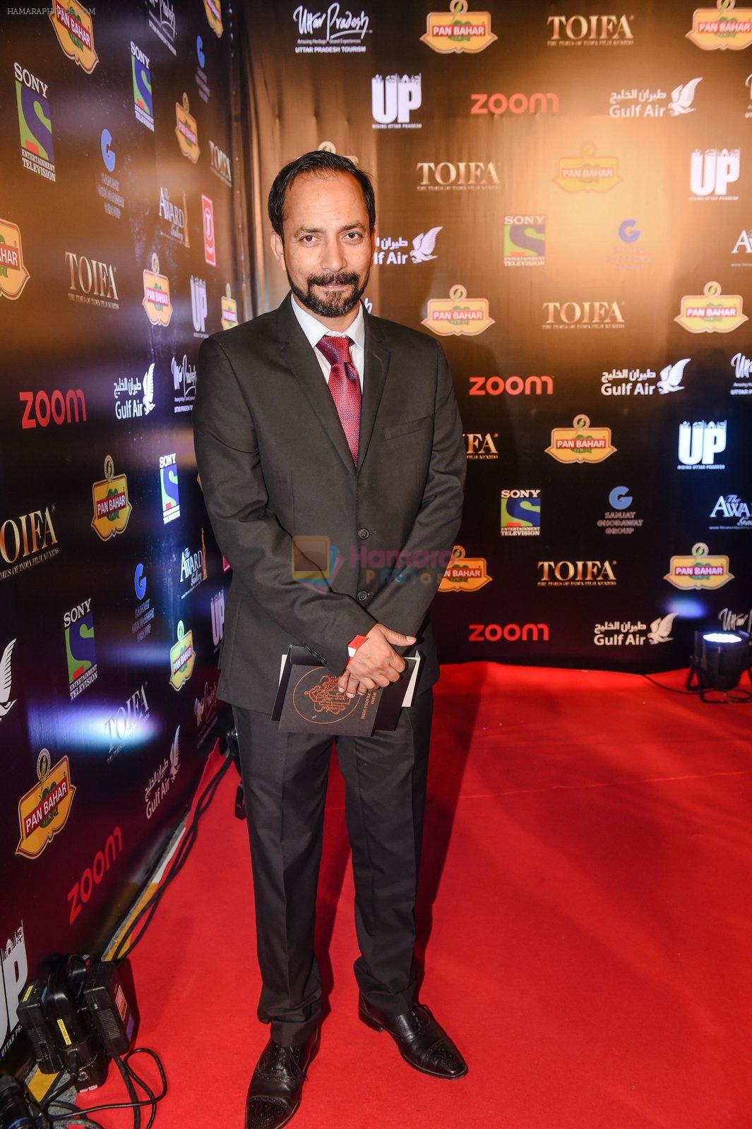 Deepak Dobriyal at TOIFA Red Carpet 18 March - Dubai International Stadium, Dubai Sports City