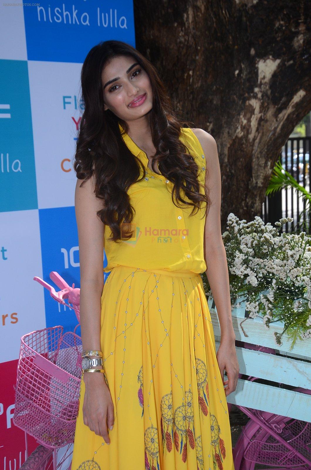 Athiya Shetty at Nishka Lulla's collection launch on 22nd March 2016