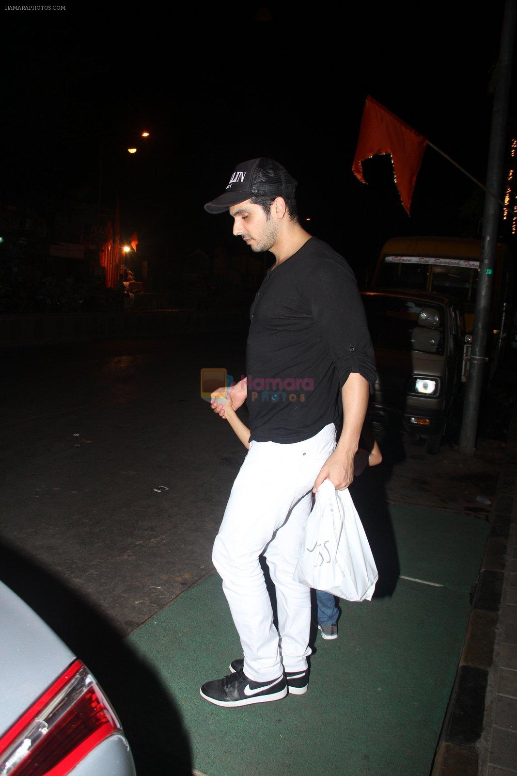 Zayed Khan snapped on 27th March 2016