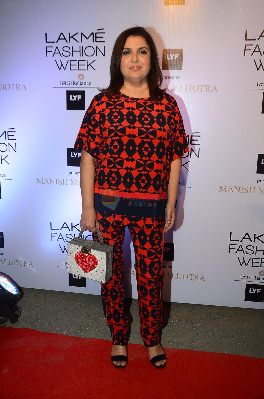 Farah Khan at Manish malhotra lakme red carpet on 29th March 2016