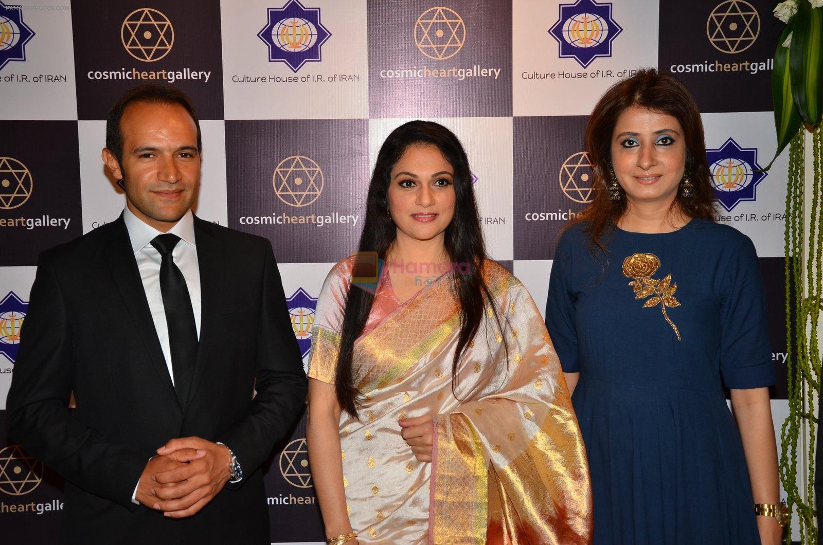 Gracy Singh at art event on 31st March 2016