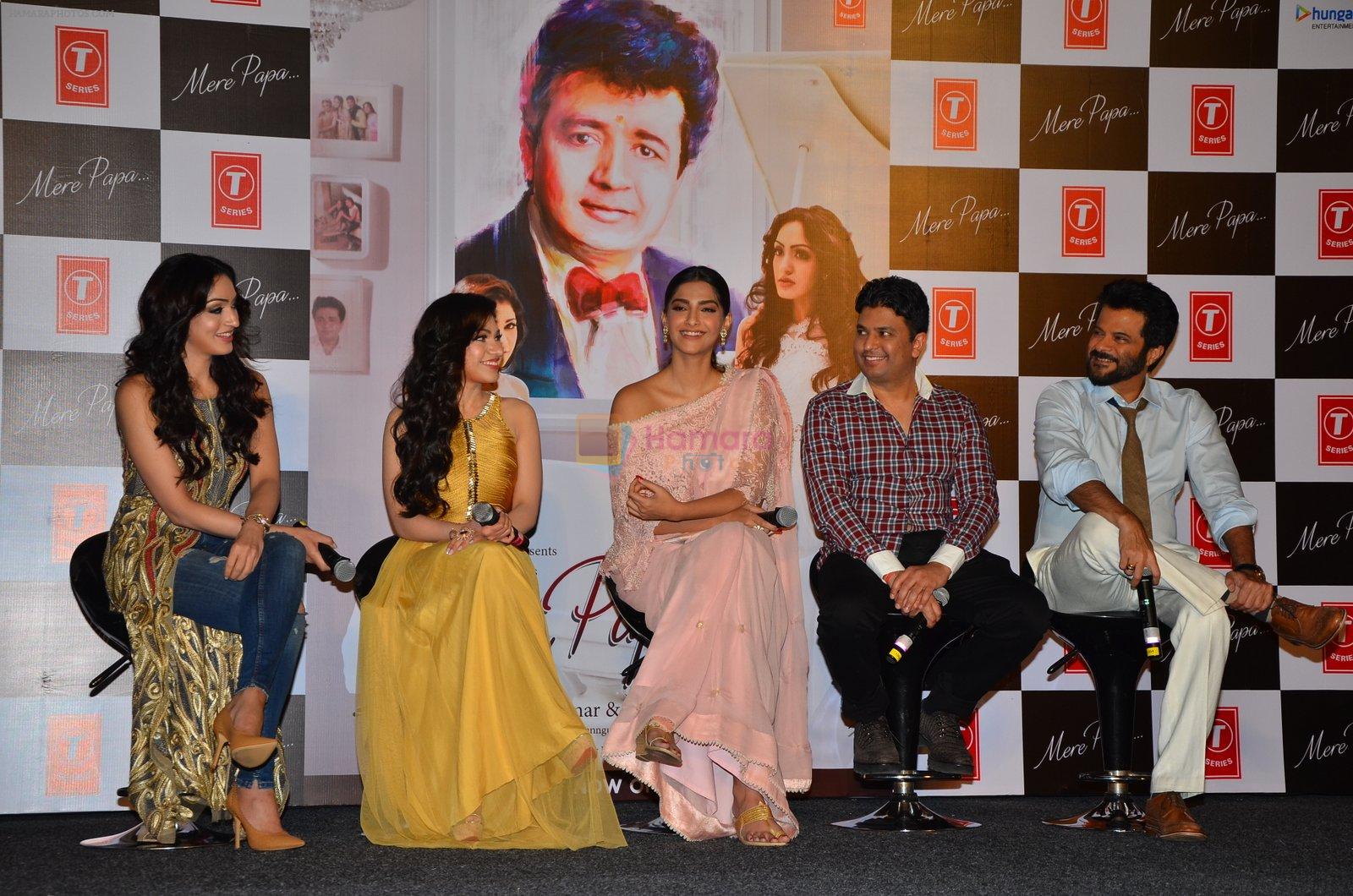 Sonam Kapoor, Anil Kapoor, Bhushan Kumar, Tulsi Kumar at Tulsi Kumar album launch on 1st April 2016