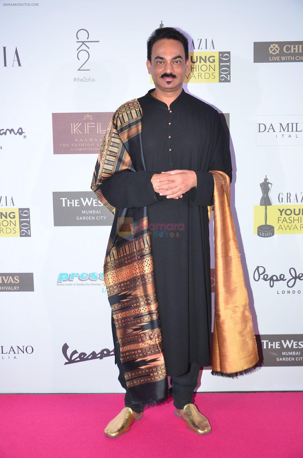Wendell Rodericks at Grazia Young Fashion Awards 2016 Red Carpet on 7th April 2016