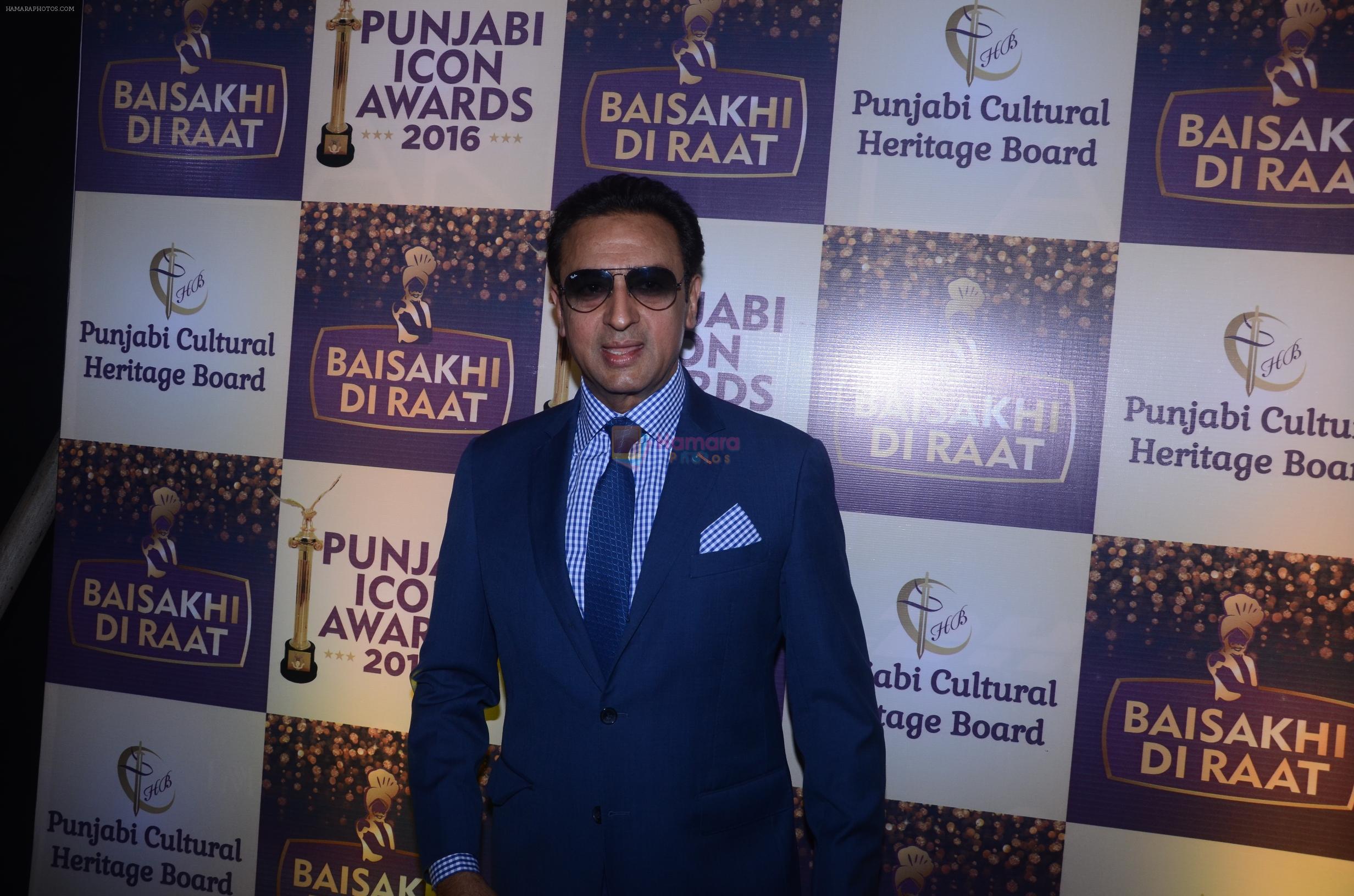 Bad Man of Bollywood Gulshan Grover at Punjabi Icon Awards in Mumbai