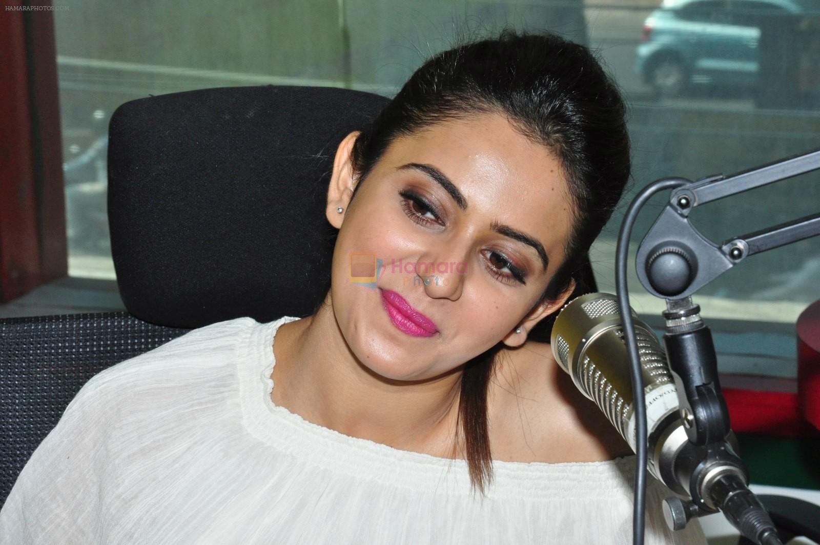 Rakul Preet Singh at Radio Mirchi 10th Anniversary Celebrations on 22nd April 2016