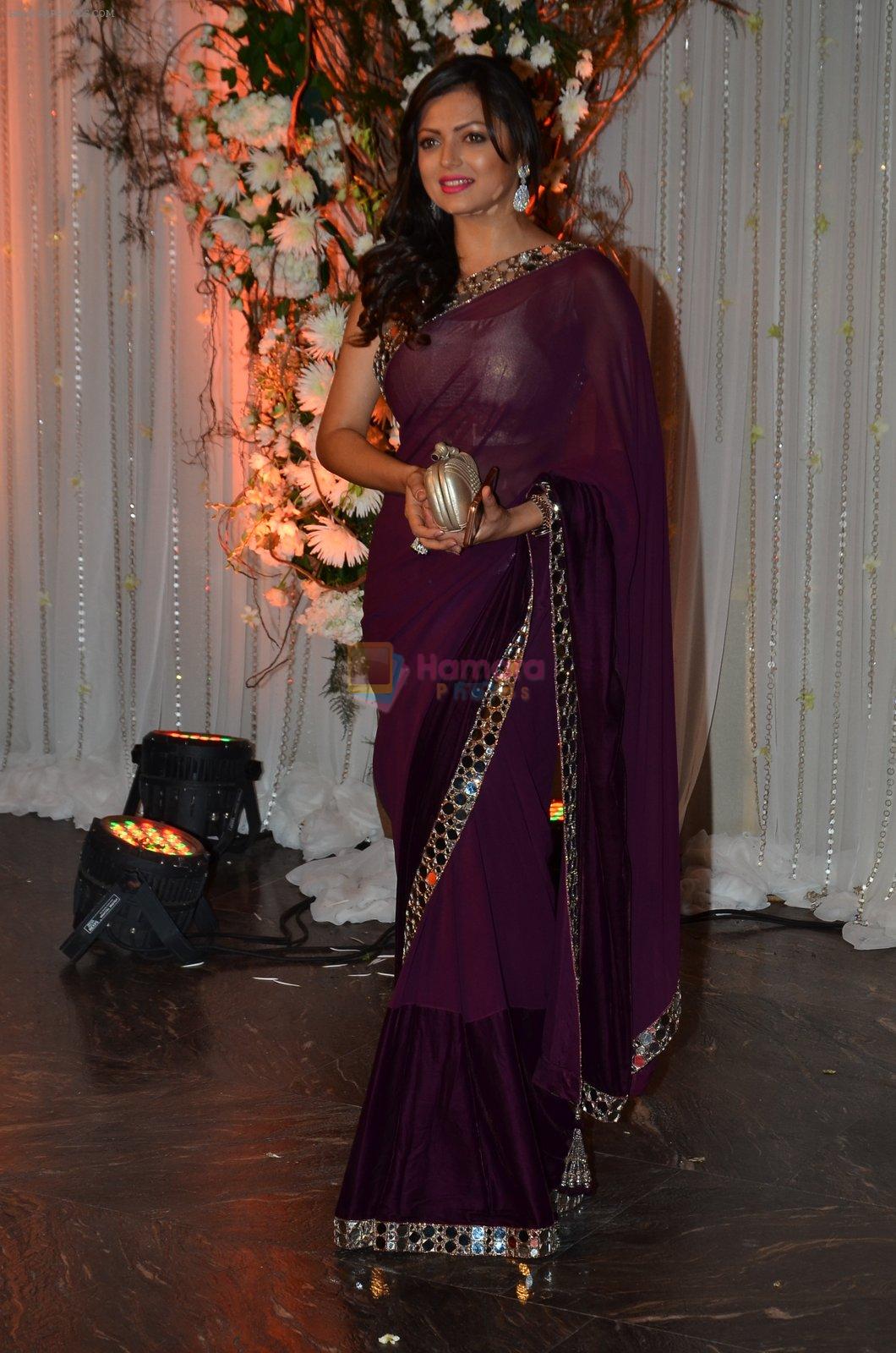 Drashti Dhami at Bipasha Basu and Karan Singh Grover's Wedding Reception on 30th April 2016