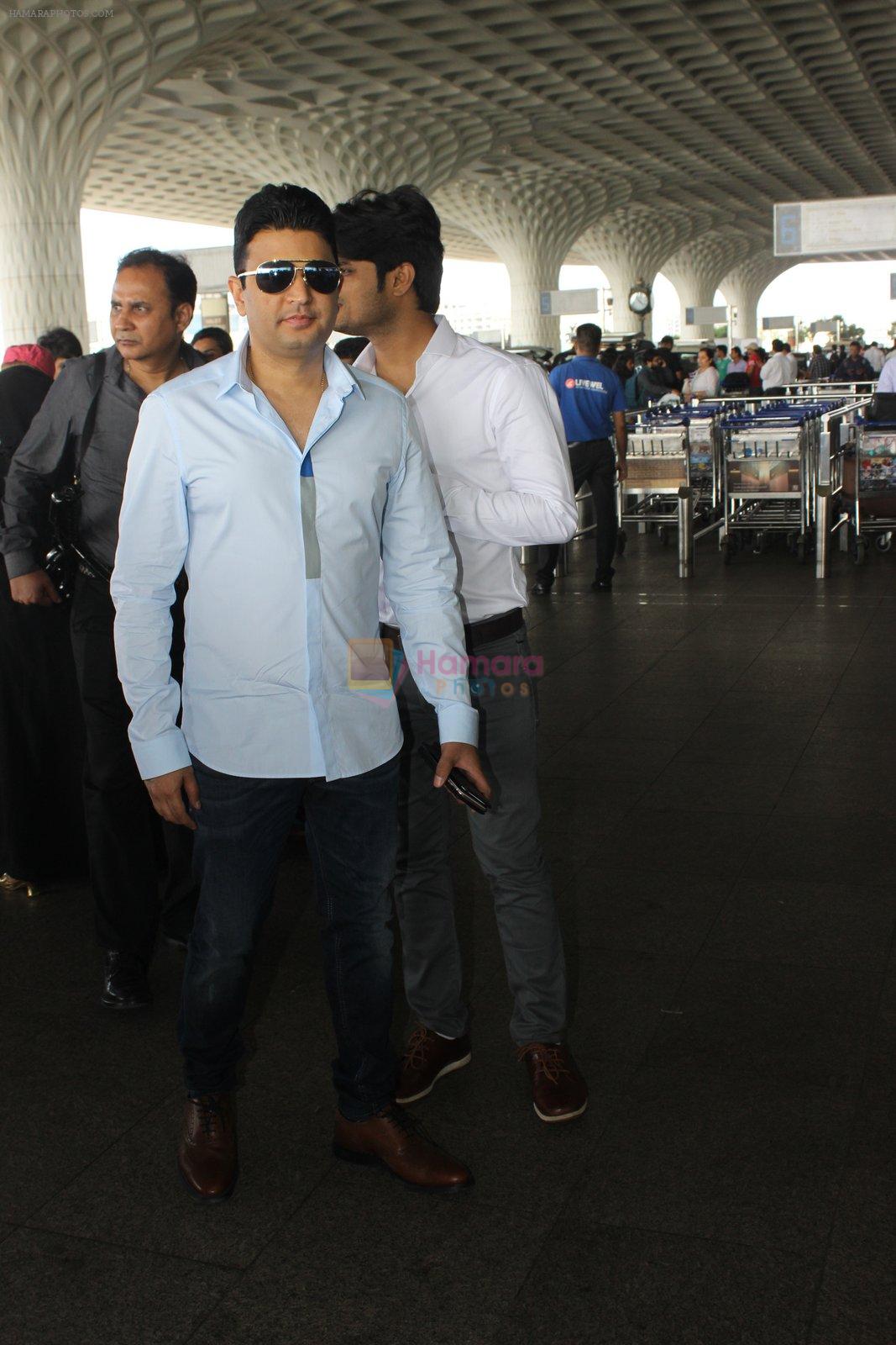 Bhushan Kumar snapped at airport on 7th April 2016