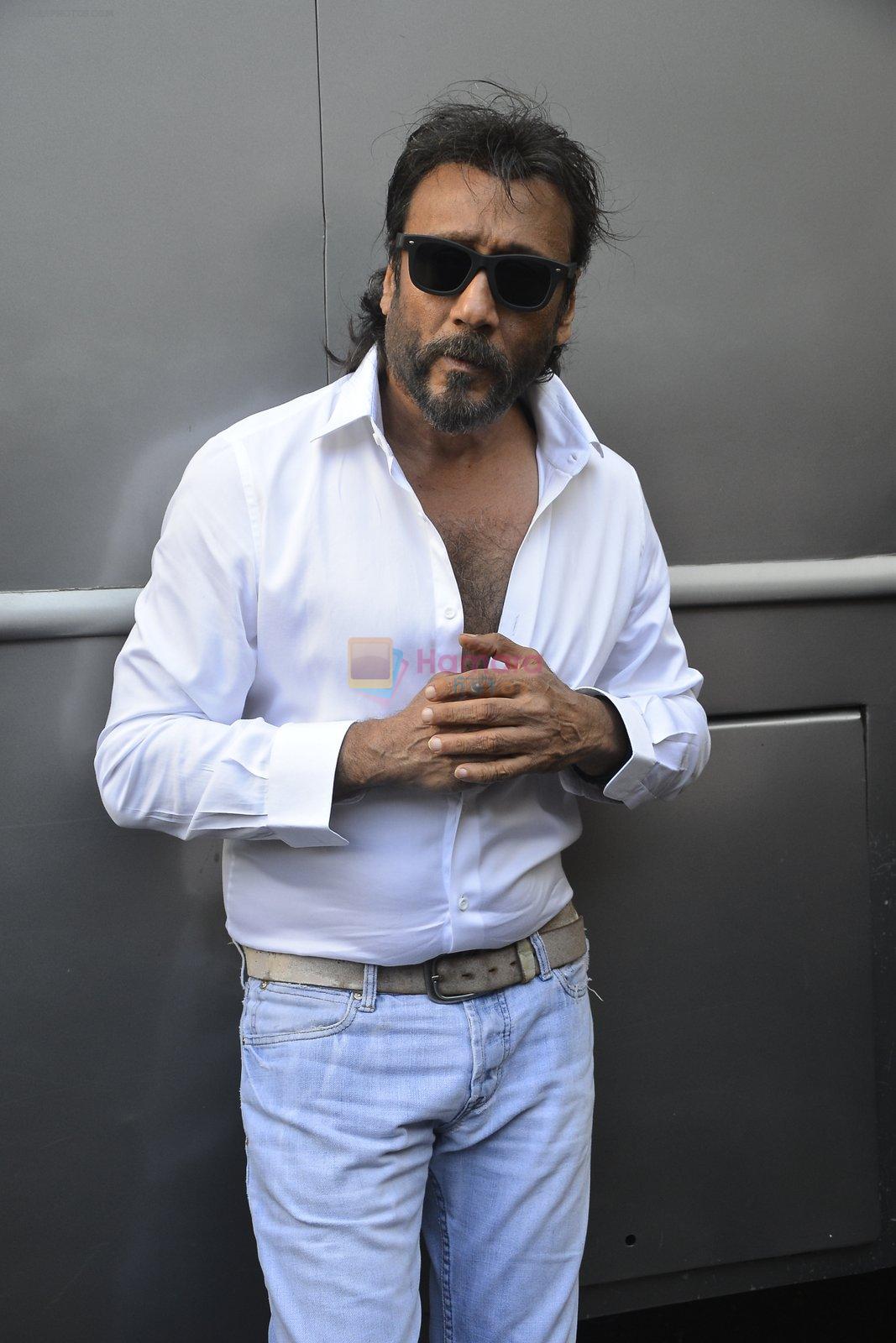 Jackie Shroff at Housefull 3 on the sets of The Kapil Sharma show on 9th May 2016