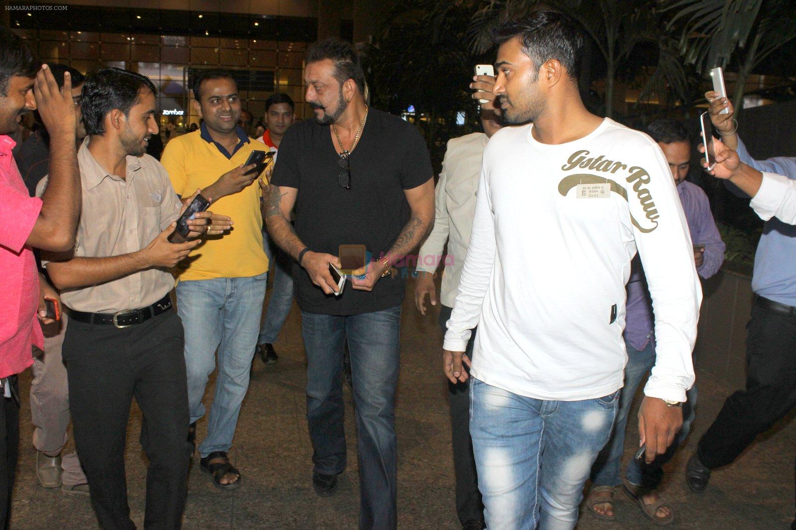 Sanjay Dutt snapped at airport on 8th May 2016