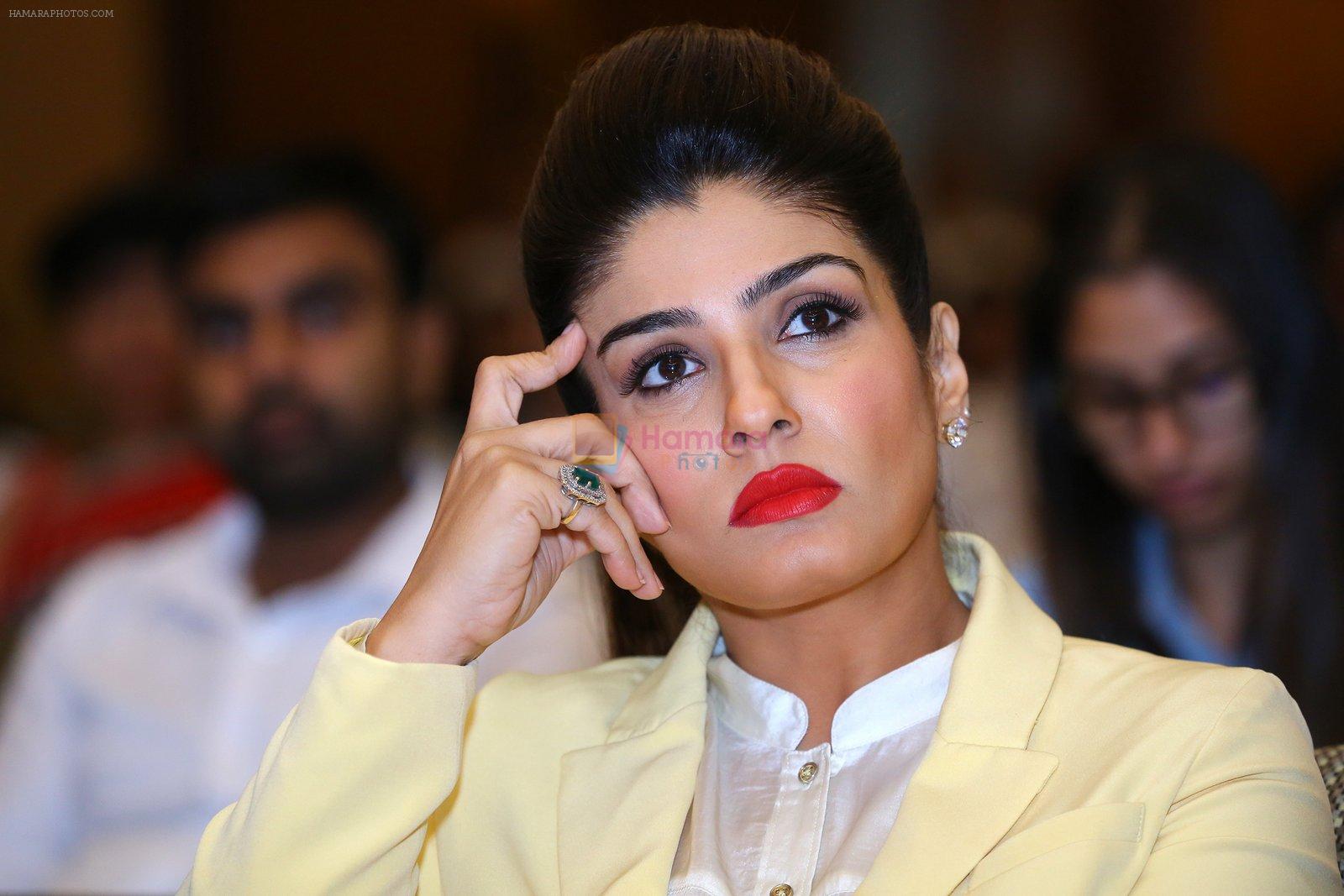 Raveena Tandon at safe women fundation programme in delhi hotel lalit on 18th May 2016