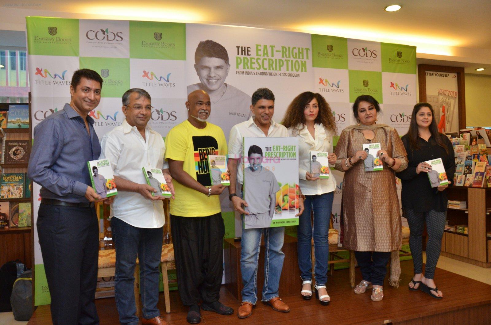 Vinod Kambli, Reena Roy, Nagma, Rakhi Tandon at Dr Lakdawala book launch on 24th May 2016