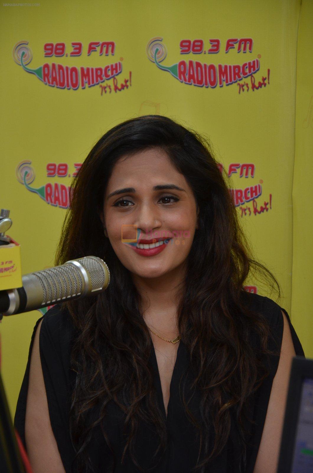 Richa Chadda at Radio Mirchi on 25th May 2016