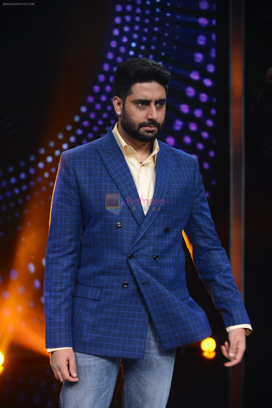 Abhishek Bachchan promote Housefull 3 on the sets of saregama on 26th May 2016