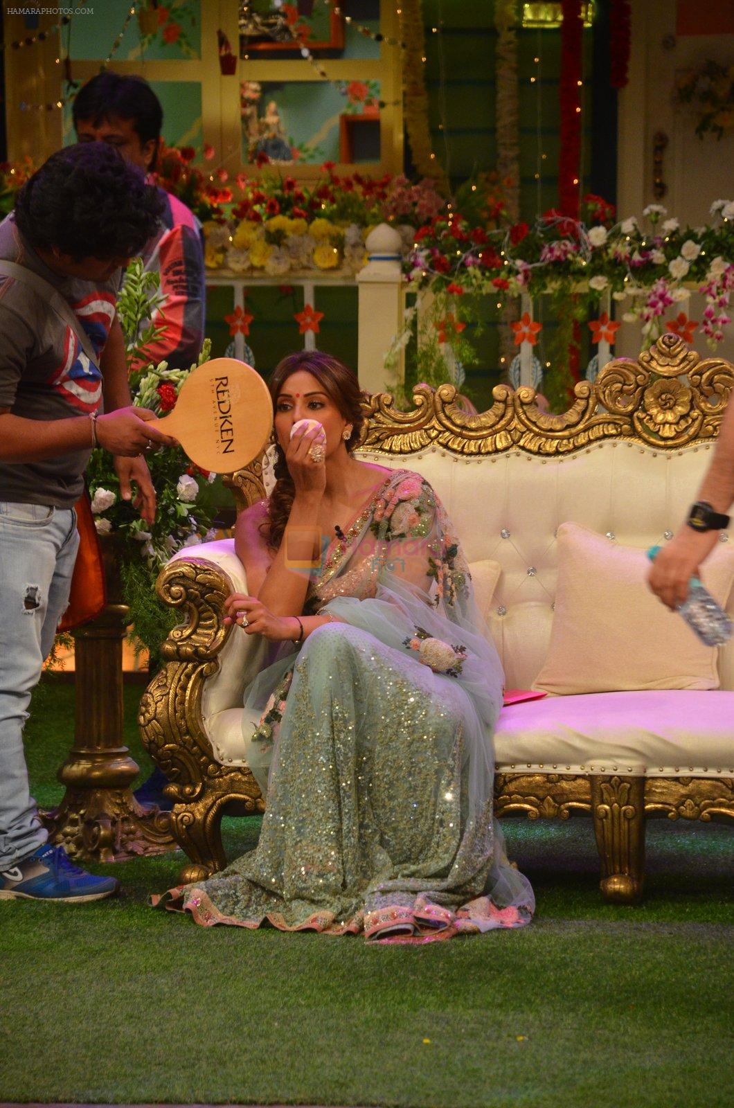 Bipasha Basu on the sets of Kapil Sharma Show on 28th May 2016