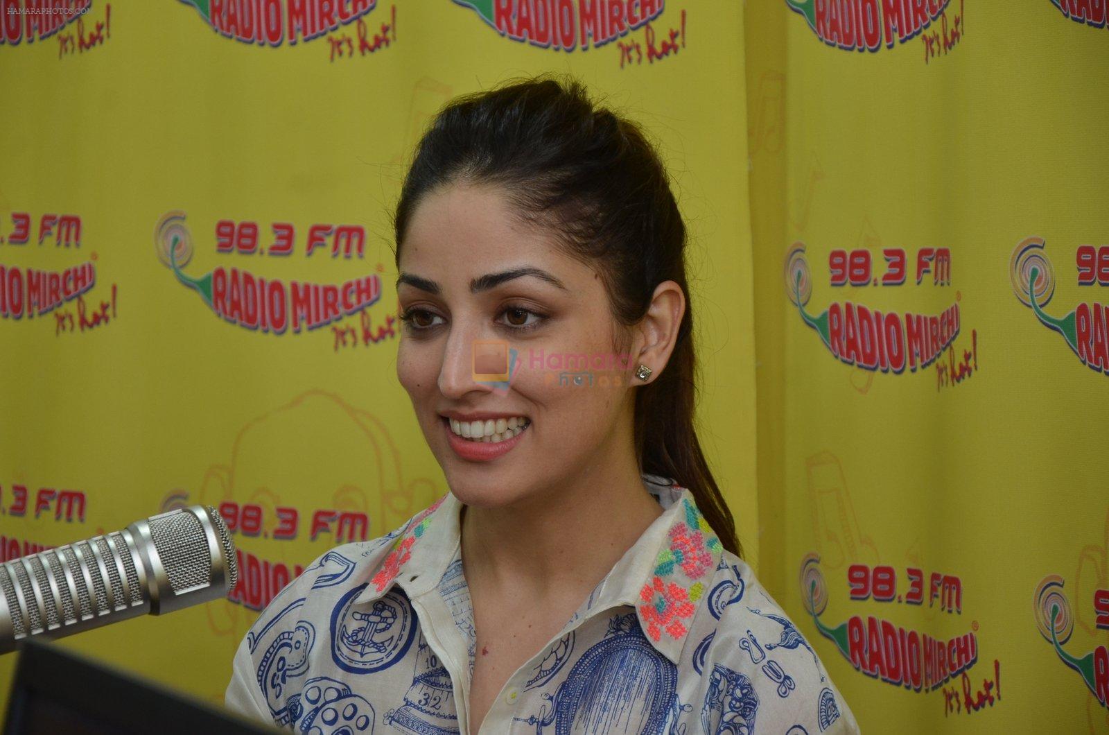 Yami Gautam at radio mirchi on 31st May 2016