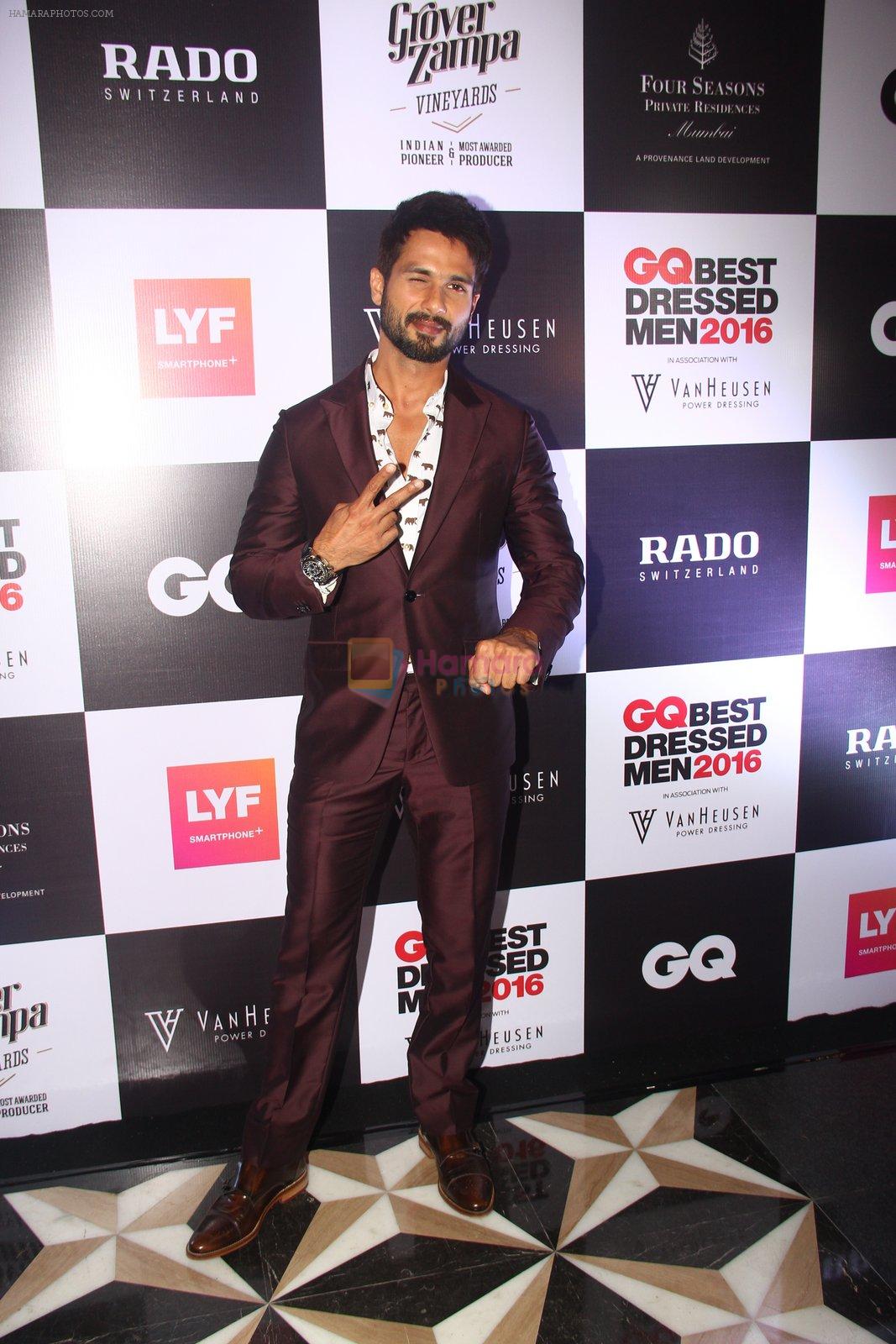 Shahid Kapoor at GQ Best Dressed Men 2016 in Mumbai on 2nd June 2016