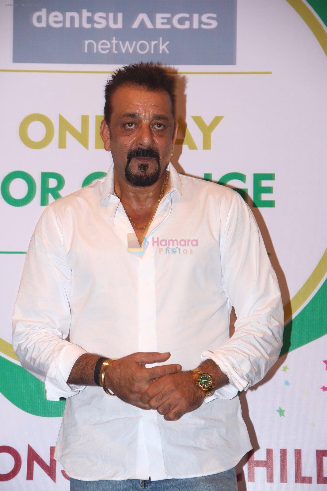 Sanjay Dutt at Tata Memorial hospital for kids hosted by Dentsu Aegis Network on 3rd June 2016