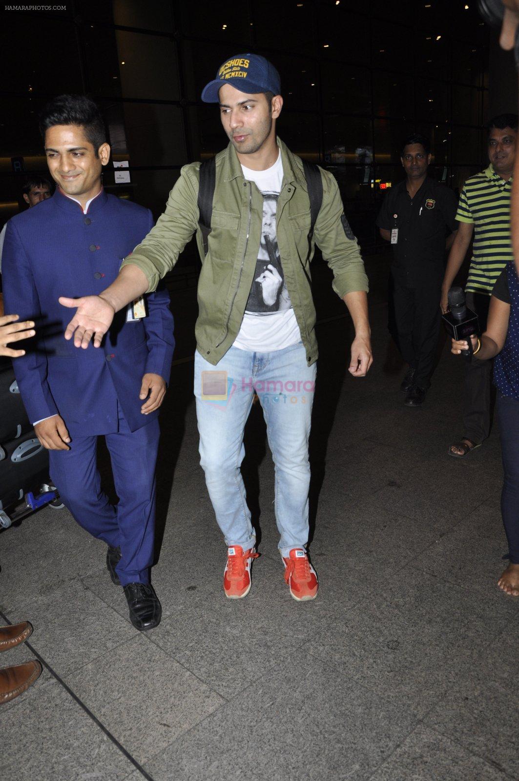 Varun Dhawan snapped at airport on 8th June 2016