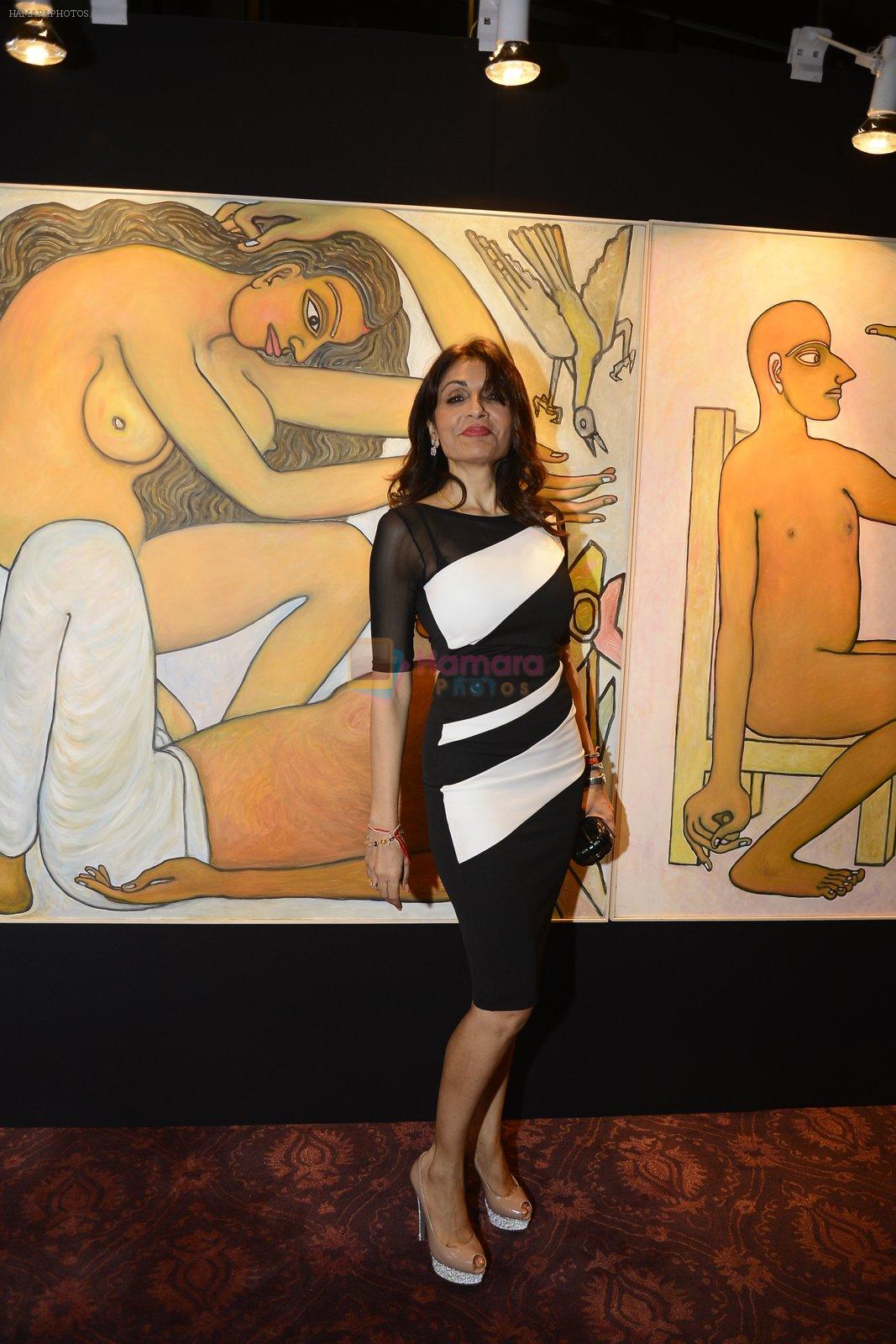 Queenie Dhody at Jogen Chaudhry's art event hosted by Gayatri Ruia and ST Regis on 10th June 2016
