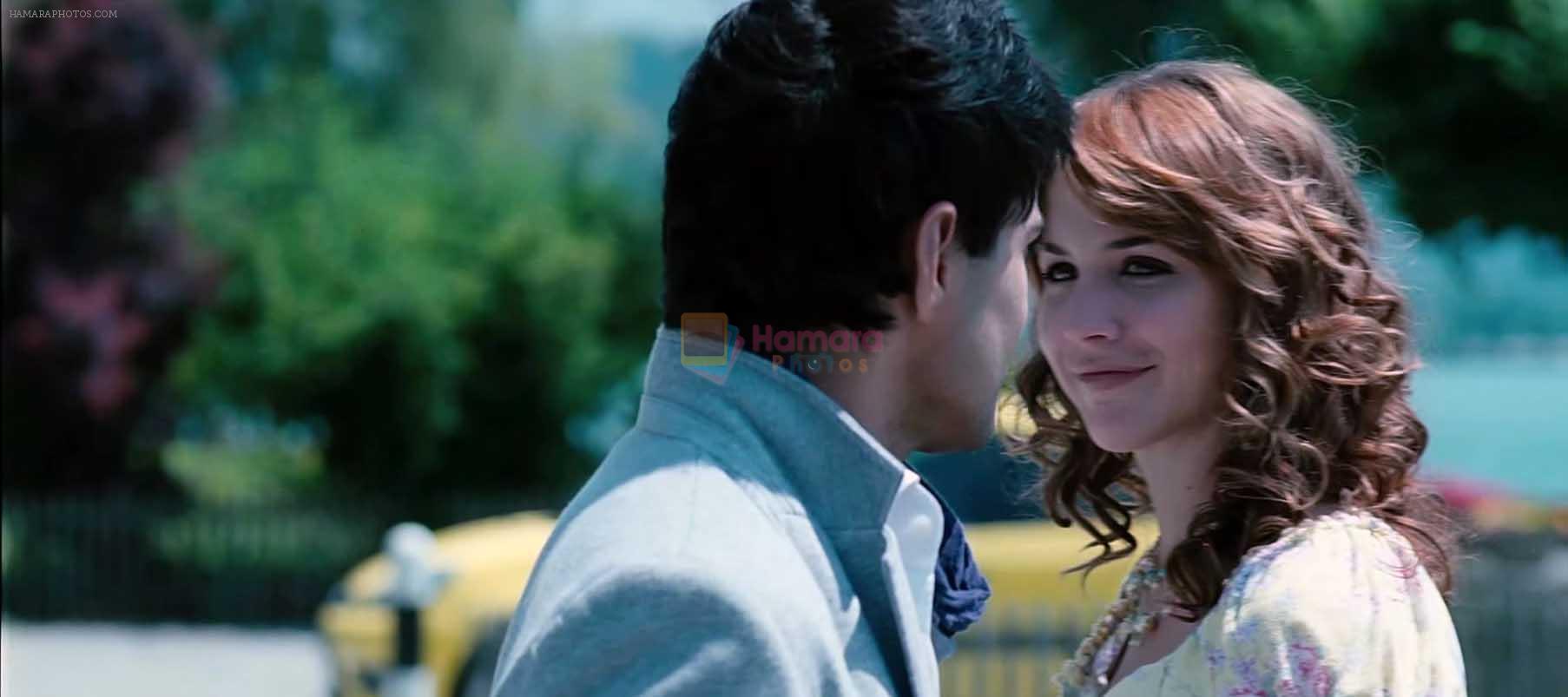 Gemma Atkinson, Rajeev Khandelwal in Fever Movie Stills