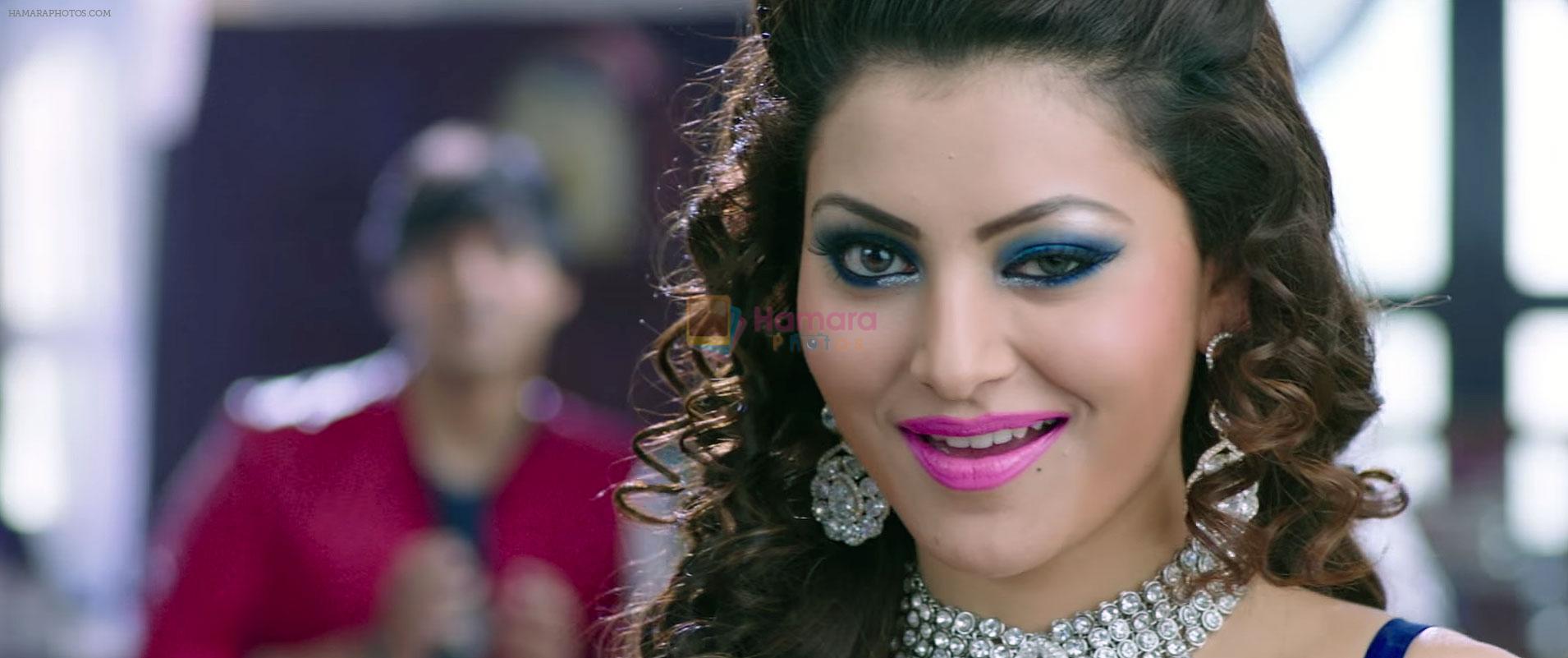 Urvashi Rautela as Ragini SMS in Great Grand Masti Movie Still