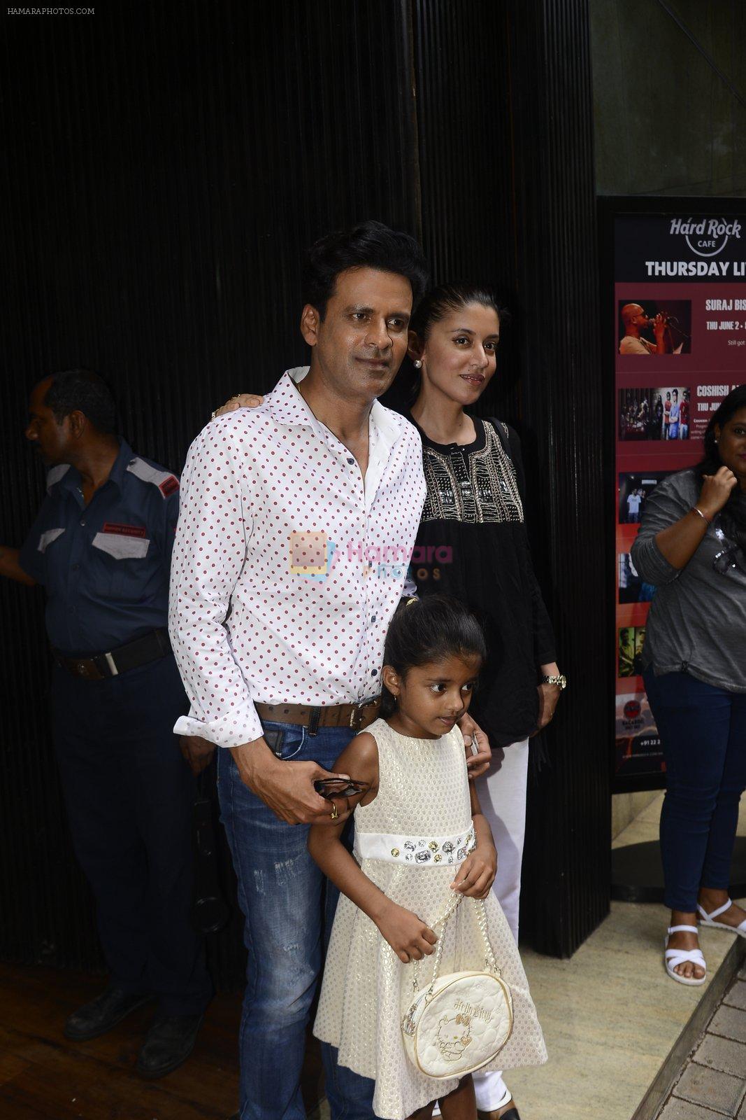 Kangana Ranaut, Neha at Kriti film premiere on 22nd June 2016