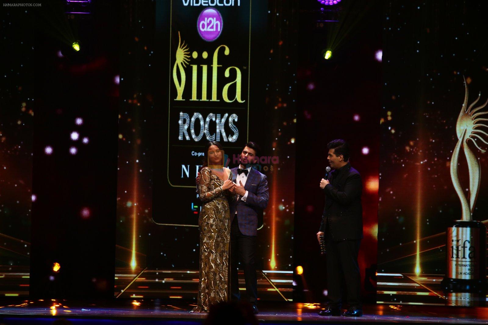 Sonakshi Sinha with hosts Fawad Khand and Karan Johar at Videocon d2h IIFA Rocks 2016 in Madrid