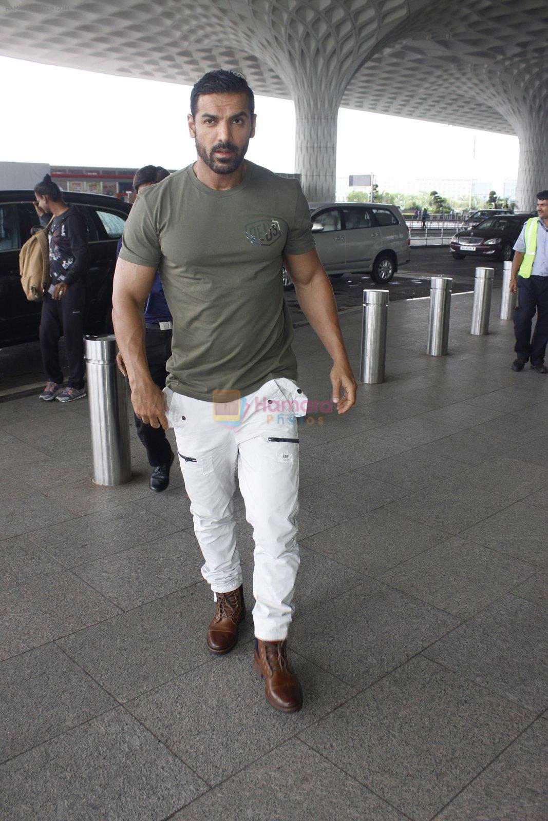 John Abraham at the airport on June 24, 2016