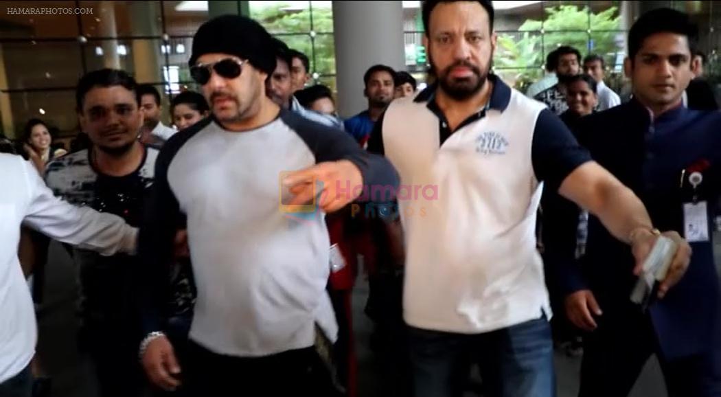 Salman Khan snapped at the airport on June 26, 2016